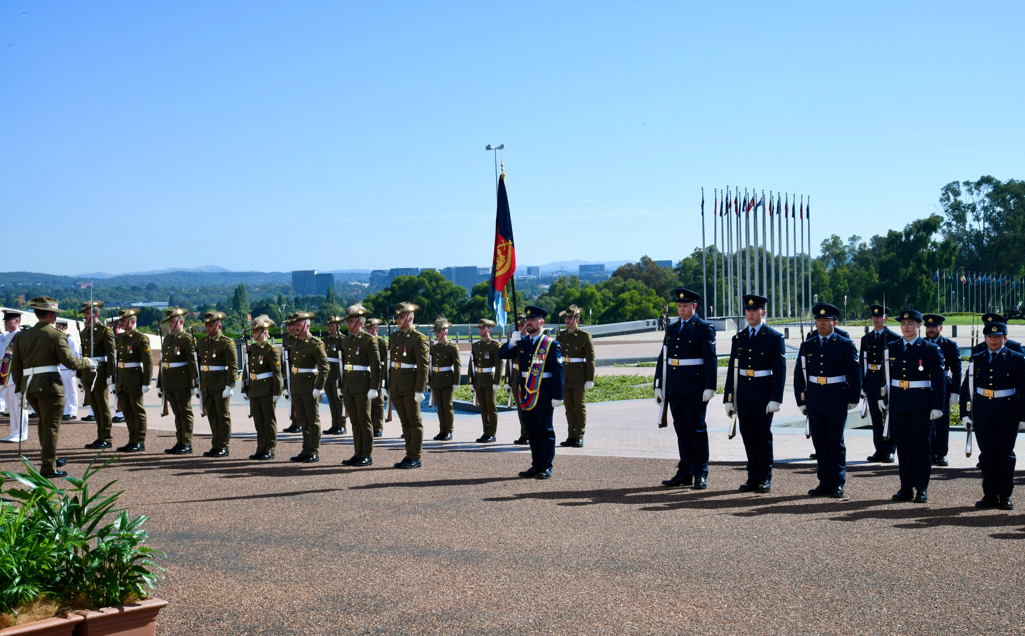 Đội danh dự Quân đội Australia tại lễ đón chính thức.