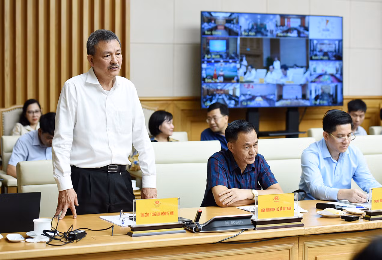 Chủ tịch Hội đồng quản trị Tổng công ty Cảng hàng không Việt Nam - CTCP (ACV) Lại Xuân Thanh phát biểu.