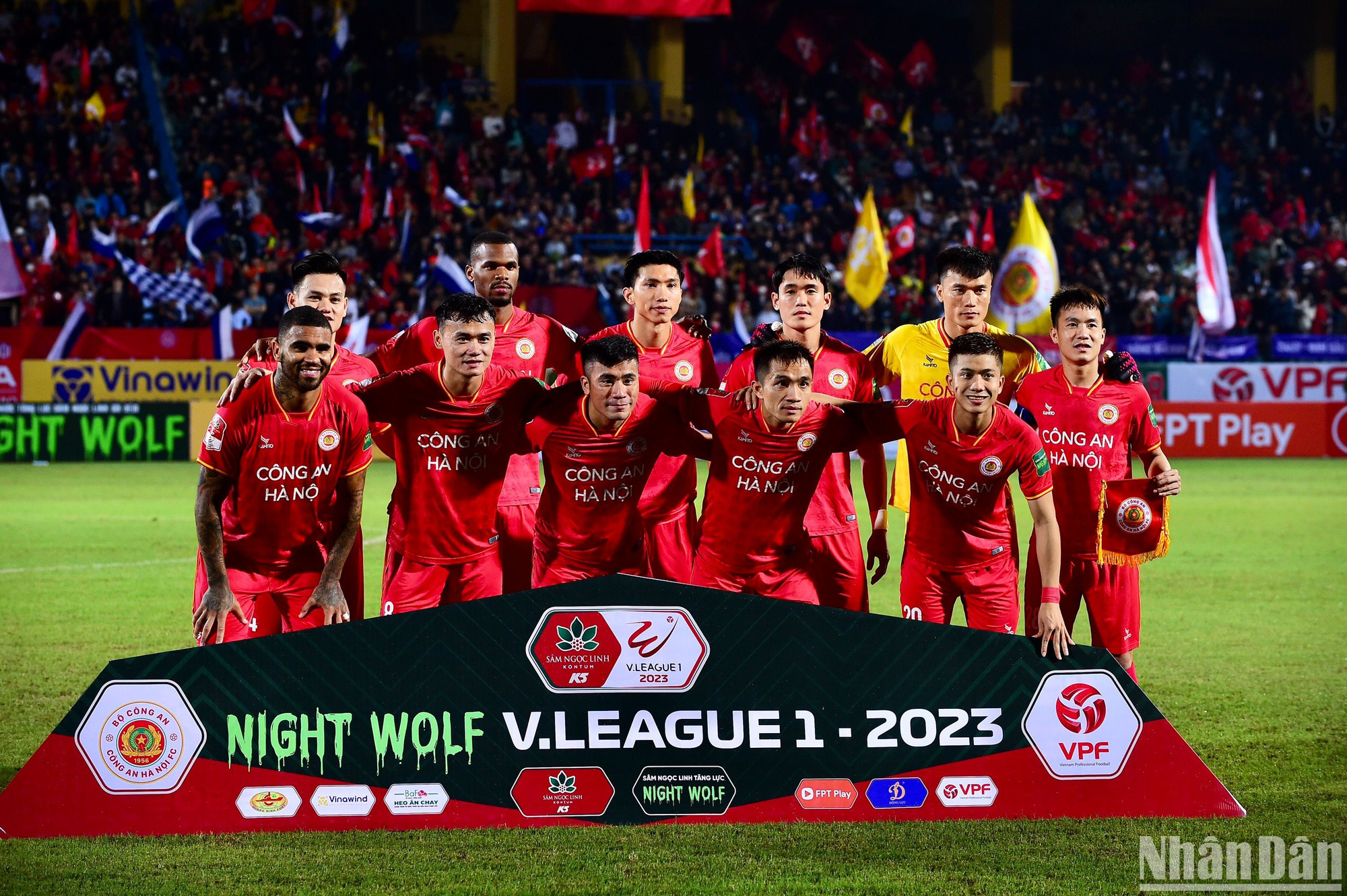 Đội hình xuất phát của Công an Hà Nội. Đội hình xuất phát của Công an Hà Nội.