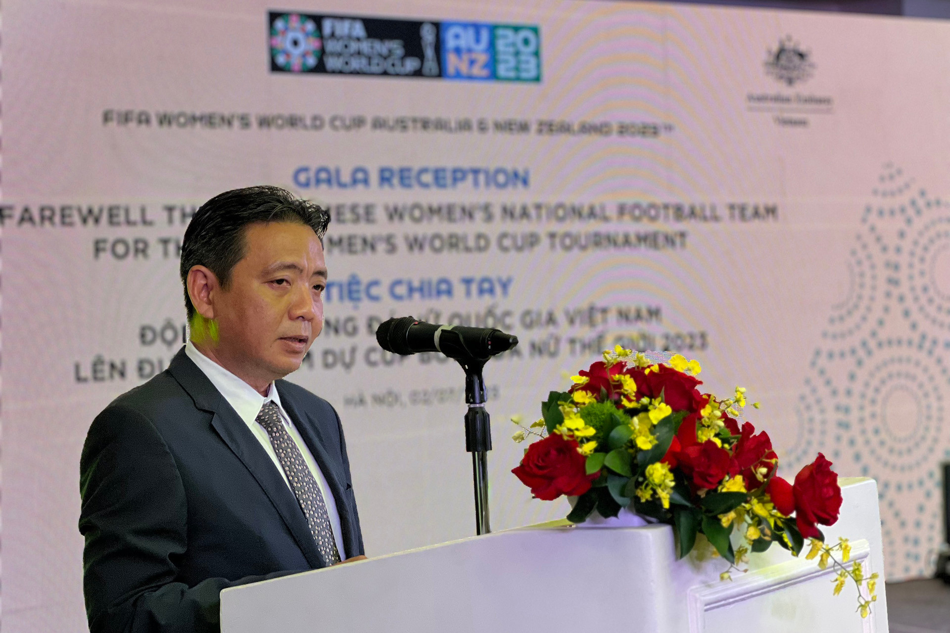 Thứ trưởng Văn hóa, Thể thao và Du lịch Hoàng Đạo Cương phát biểu tại buổi tiệc. Thứ trưởng Văn hóa, Thể thao và Du lịch Hoàng Đạo Cương phát biểu tại buổi tiệc.