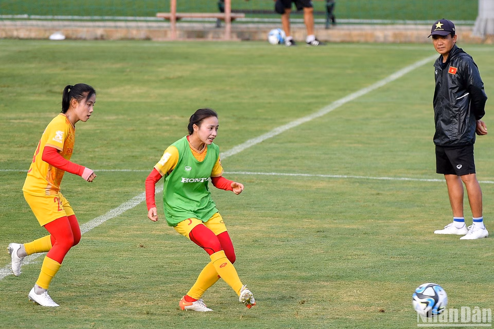 [Ảnh] Tuyển nữ Việt Nam nỗ lực tập luyện hướng tới World Cup ảnh 21