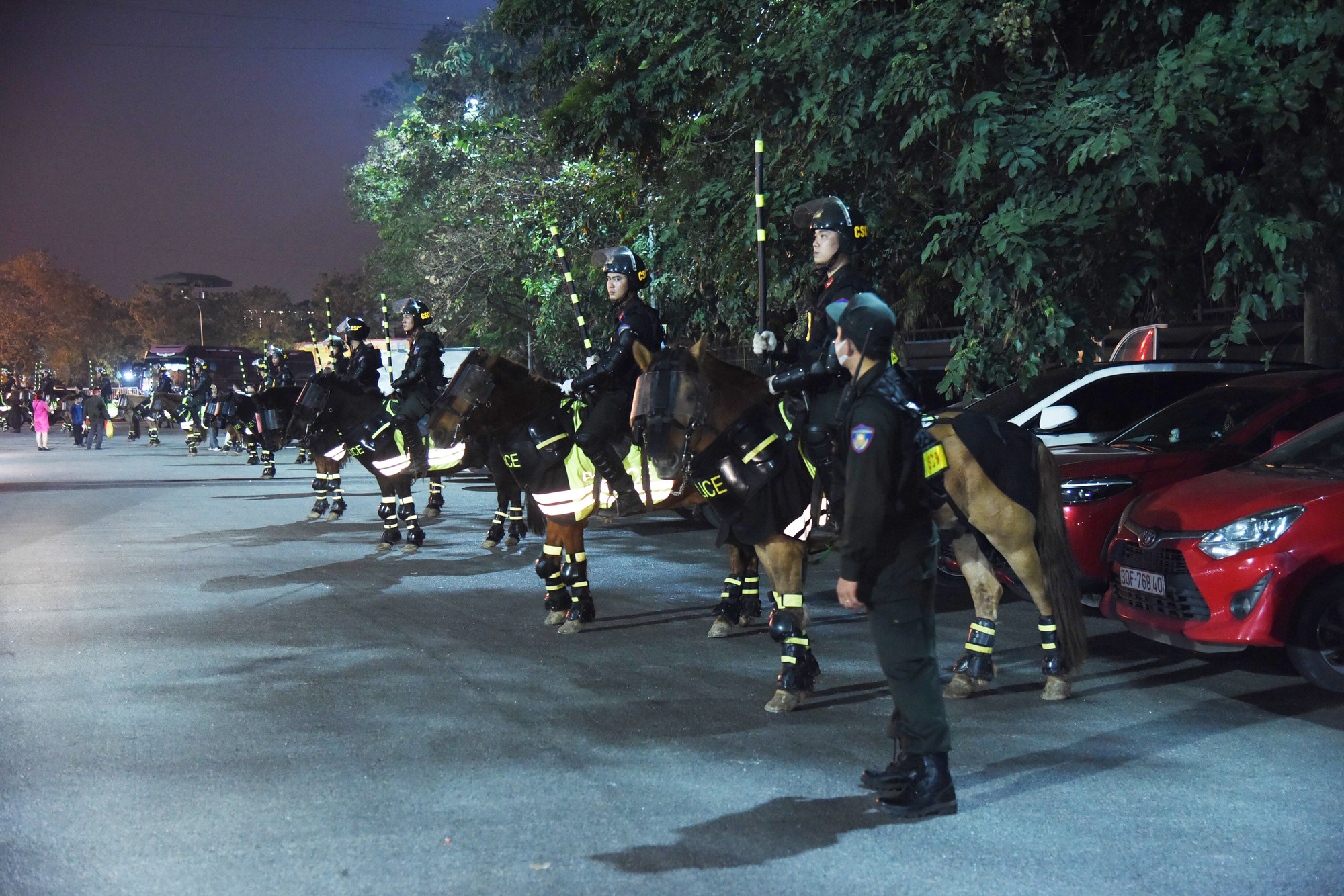 Lực lượng chức năng sẵn sàng với mọi tình huống.