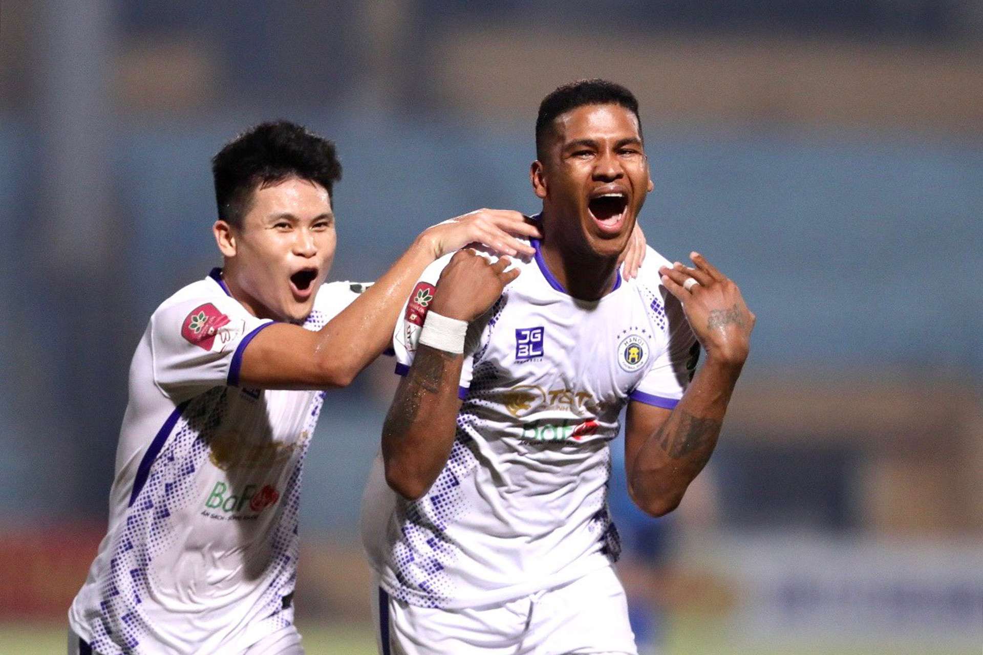 [Ảnh] Hà Nội rượt đuổi tỷ số cùng Bình Định ảnh 16