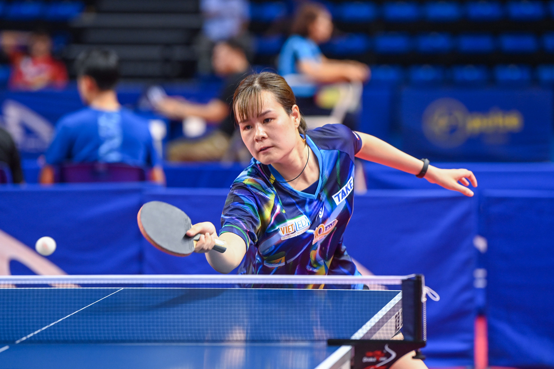 Nguyễn Thị Nga (Hà Nội) là một trong những tay vợt nữ gạo cội của đội tuyển bóng bàn Việt Nam cùng với Mai Hoàng Mỹ Trang. Dù ít kinh nghiệm hơn người đàn chị, song Nga có kỹ thuật hiện đại và nhiệt huyết mạnh mẽ để tiếp tục là một tấm gương sáng trong đội tuyển quốc gia. Nguyễn Thị Nga (Hà Nội) là một trong những tay vợt nữ gạo cội của đội tuyển bóng bàn Việt Nam cùng với Mai Hoàng Mỹ Trang. Dù ít kinh nghiệm hơn người đàn chị, song Nga có kỹ thuật hiện đại và nhiệt huyết mạnh mẽ để tiếp tục là một tấm gương sáng trong đội tuyển quốc gia.