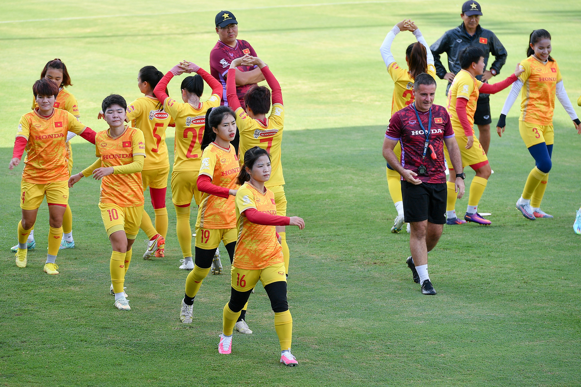 [Ảnh] Tuyển nữ Việt Nam nỗ lực tập luyện hướng tới World Cup ảnh 10