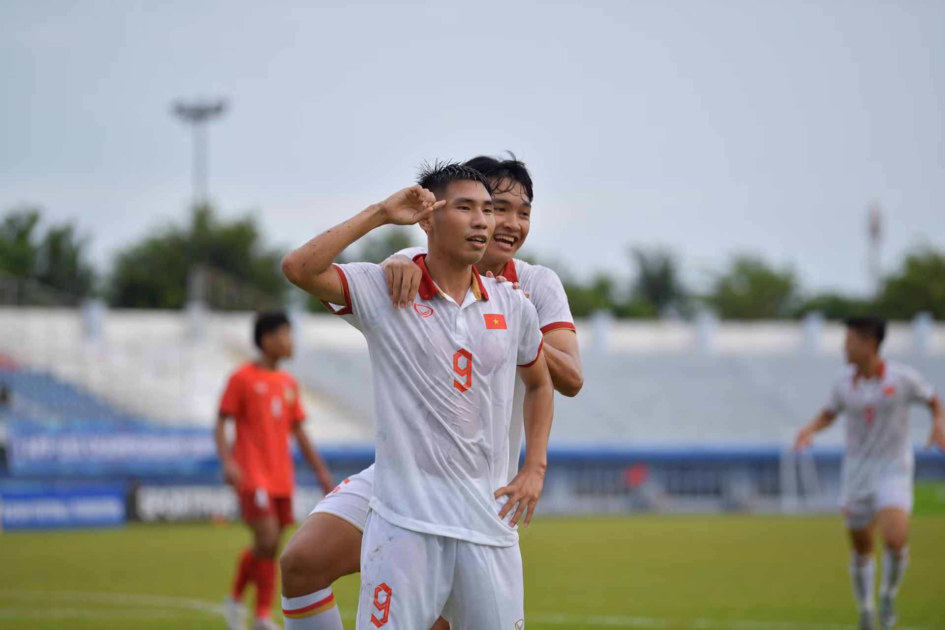 Ngay phút 76, Đinh Xuân Tiến thực hiện cú dứt điểm sau khi U23 Việt Nam tổ chức phản công nhanh, gia tăng cách biệt lên 3-1.