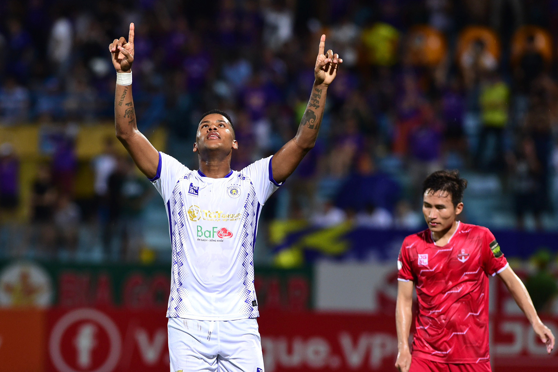 Đây cũng là bàn thắng đánh dấu cú đúp của anh trước Hải Phòng.