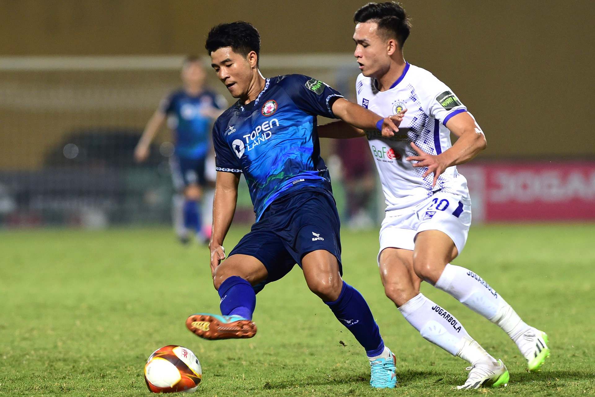 [Ảnh] Hà Nội rượt đuổi tỷ số cùng Bình Định ảnh 10