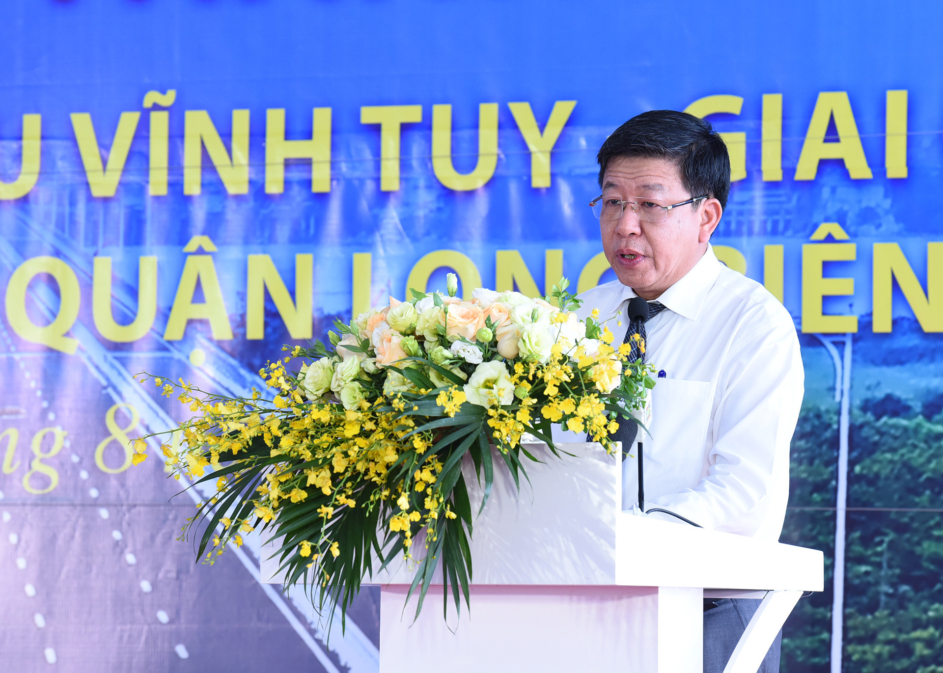 Phó Chủ tịch Ủy ban nhân dân thành phố Hà Nội phát biểu, dự án hoàn thành góp phần đáp ứng nhu cầu đi lại ngày càng tăng nhanh giữa trung tâm Thủ đô với khu vực phía bắc và đông bắc thành phố; giải quyết áp lực cho các tuyến giao thông trọng điểm của Thủ đô, nhất là giảm tải lưu lượng xe trên cầu Thanh Trì và đường Vành đai 3; từng bước hoàn thiện hệ thống hạ tầng giao thông của Hà Nội theo quy hoạch đã được phê duyệt.