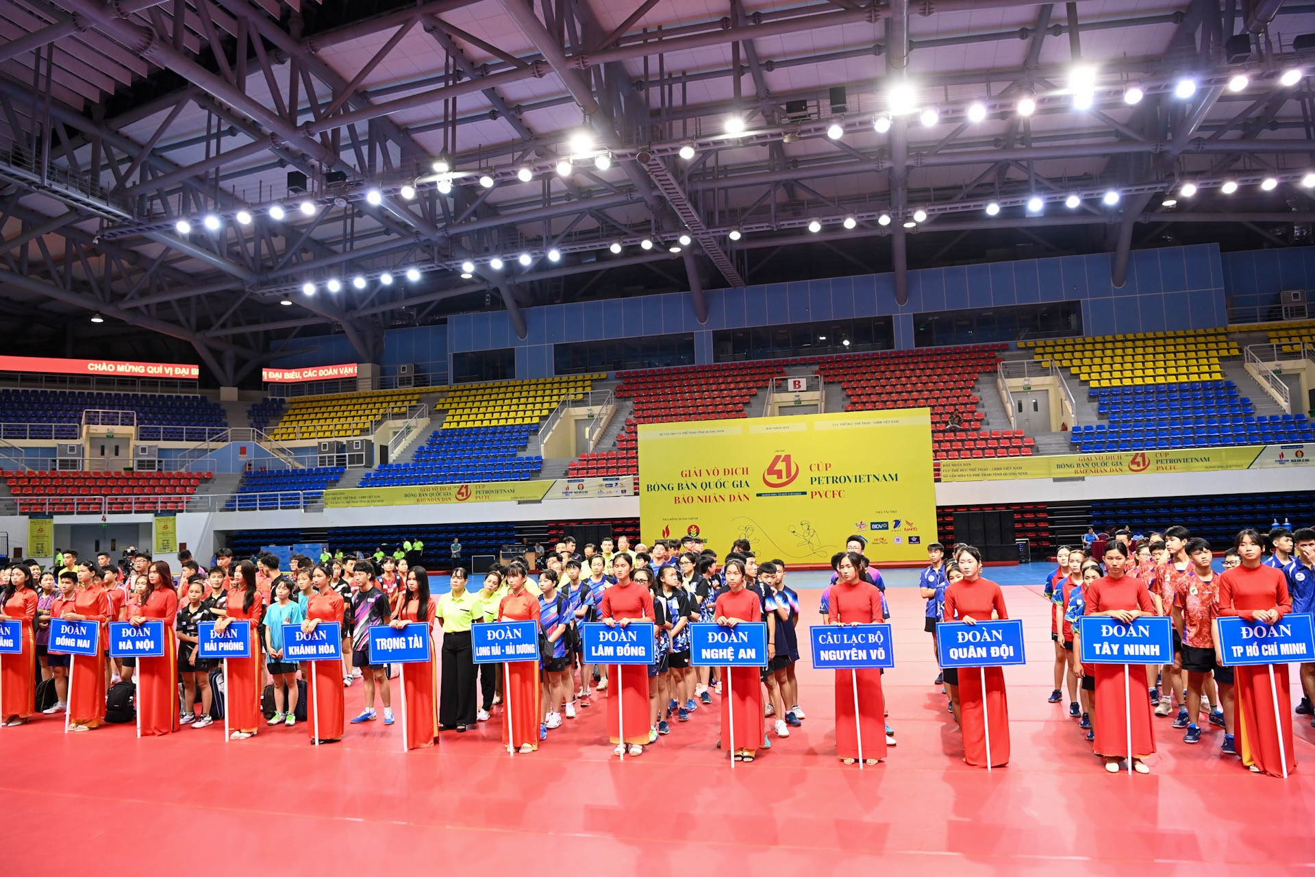 Giải vô địch bóng bàn quốc gia Báo Nhân Dân lần thứ 41 năm 2023 có 174 vận động viên thuộc 20 đoàn bóng bàn của các tỉnh, thành phố, ngành và doanh nghiệp trong cả nước tham dự.