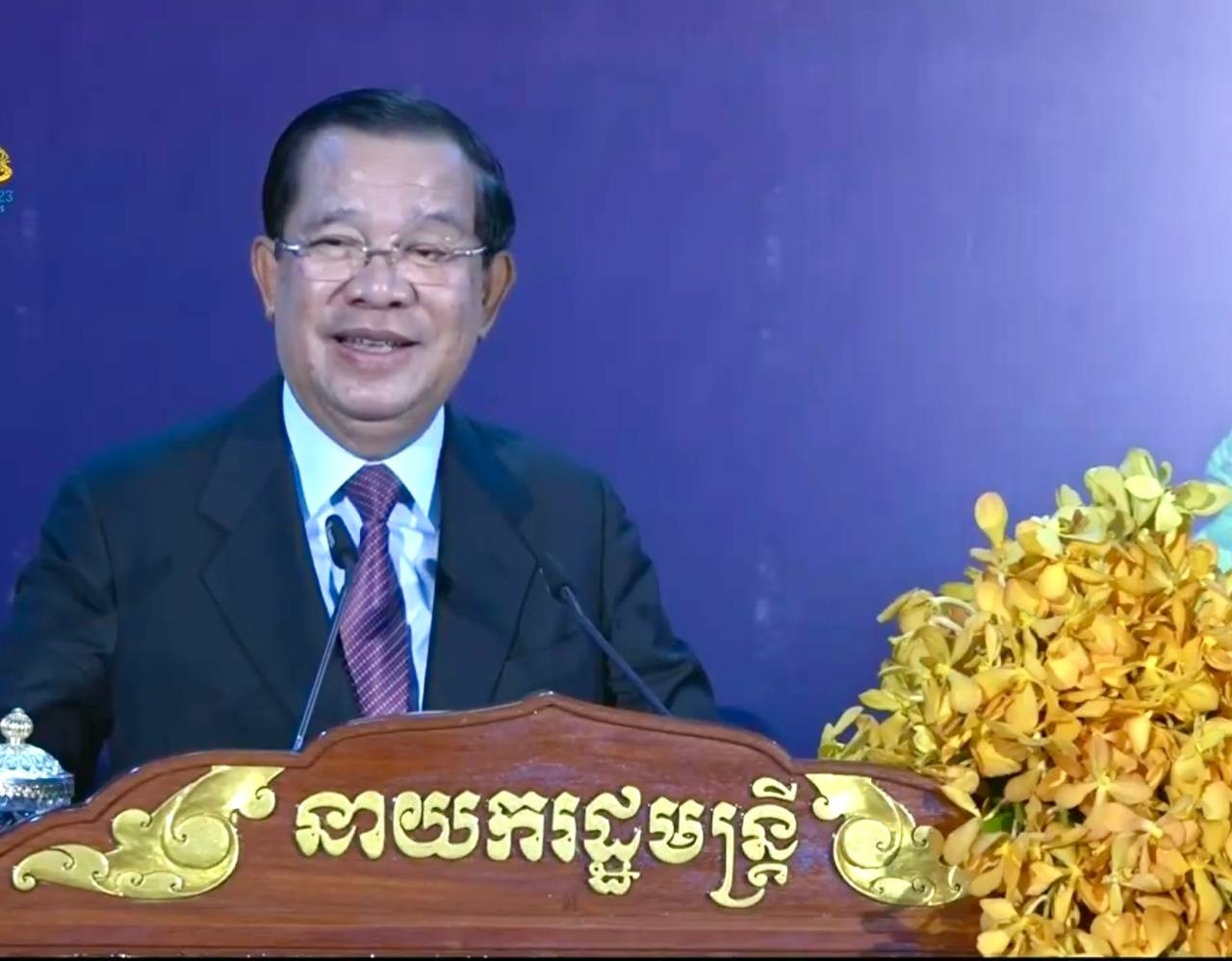 Thủ tướng nước chủ nhà Campuchia Samdech Techo Hun Sen phát biểu tại Lễ bế mạc.