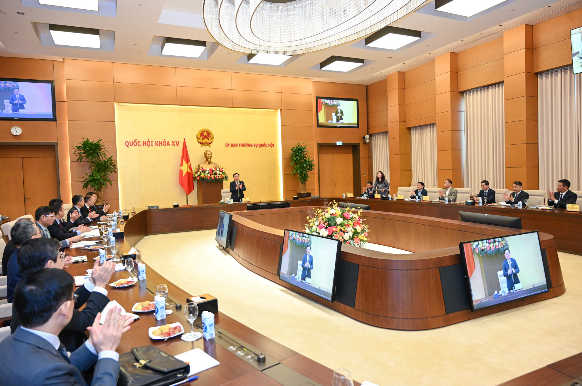 Quang cảnh buổi tiếp tại Nhà Quốc hội.