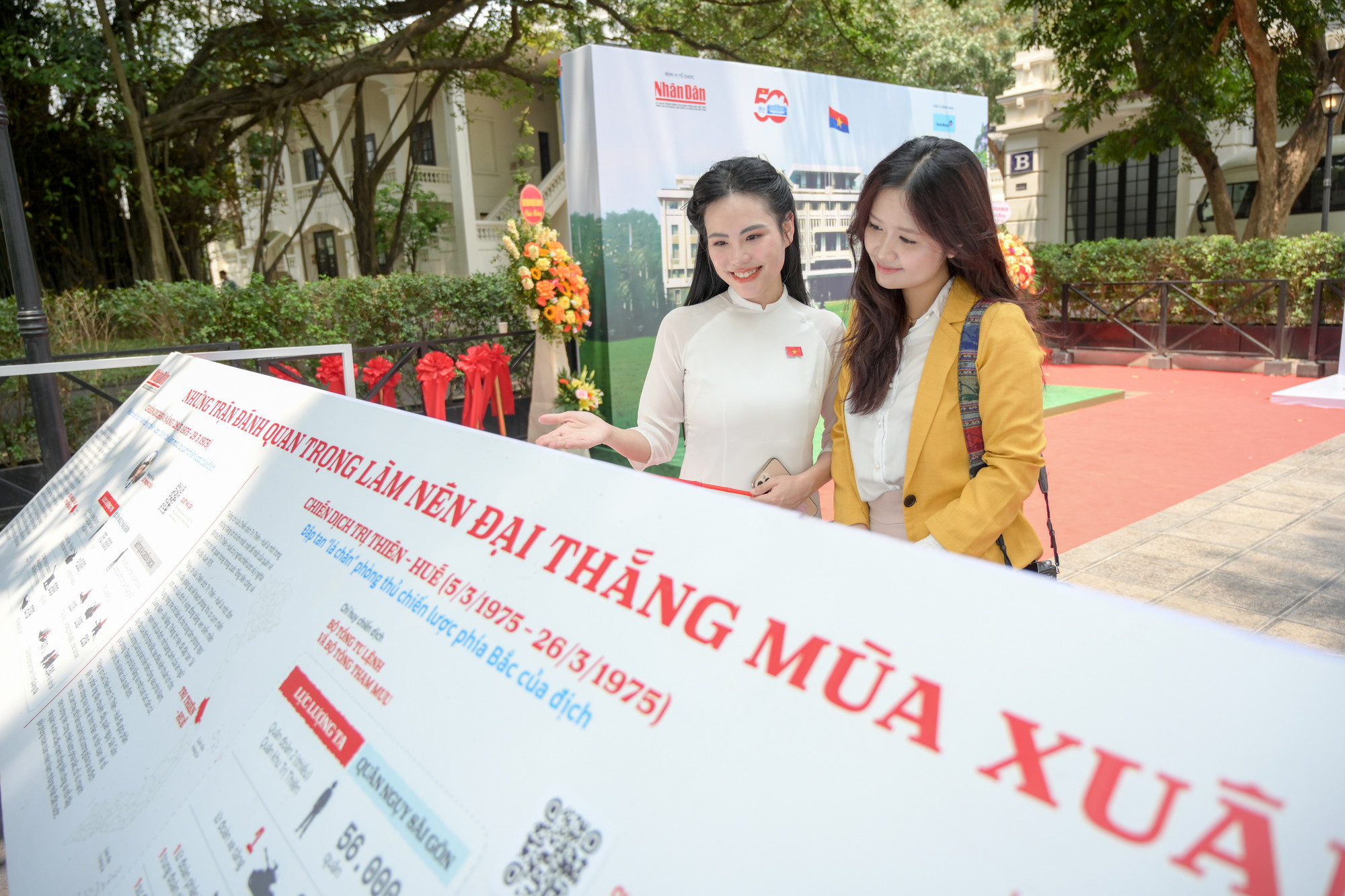 Triển lãm tái hiện các trận đánh lịch sử, bắt đầu từ Chiến dịch Tây Nguyên với đỉnh cao là Chiến dịch Hồ Chí Minh. Tổng tư lệnh Quân đội nhân dân Việt Nam, Đại tướng Võ Nguyên Giáp từng chia sẻ: Ngày toàn thắng 30 tháng 4 năm 1975 đi vào lịch sử như một sự kết thúc chiến lược vô song. Tổ quốc ta hoàn toàn độc lập, thống nhất...