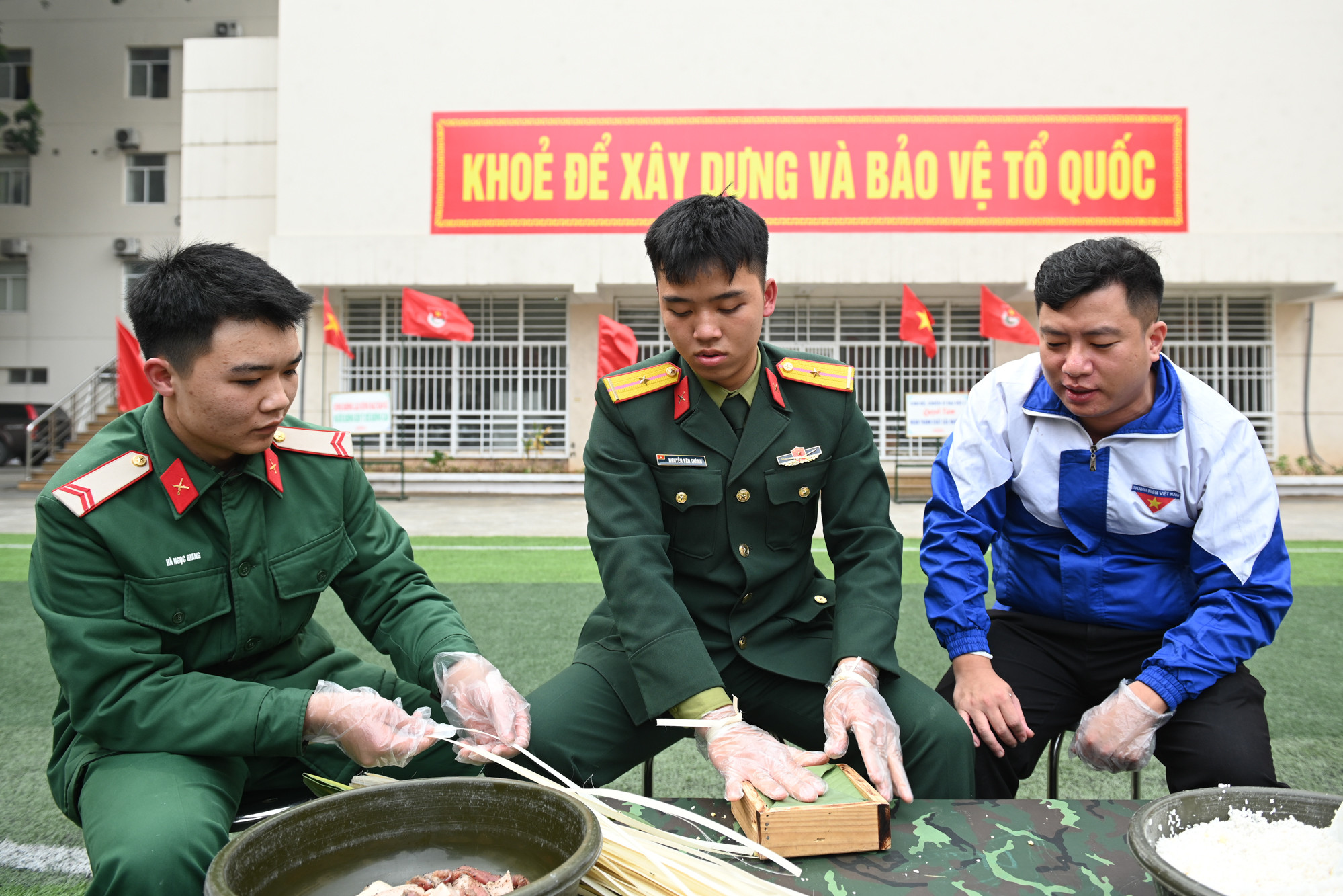 Đây là một hoạt động thường niên mỗi dịp tết đến xuân về của Lữ đoàn 144, Bộ Tổng tham mưu.