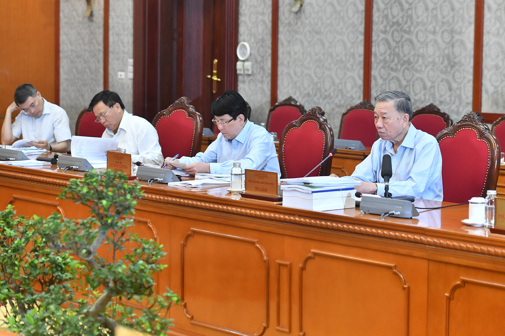 Tổng Bí thư, Chủ tịch nước Tô Lâm chủ trì cuộc họp.