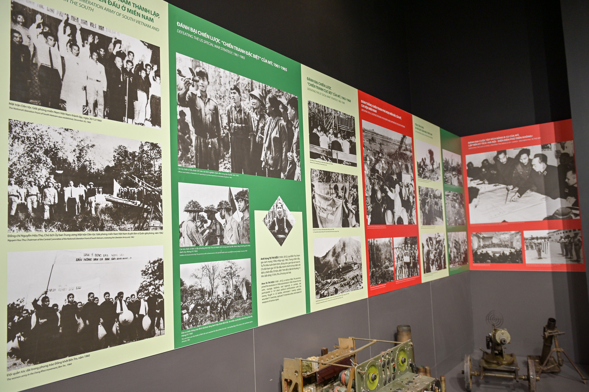Triển lãm mở cửa đón khách tham quan từ ngày 13/12 tại Bảo tàng Lịch sử Quân sự Việt Nam (quận Nam Từ Liêm, thành phố Hà Nội).