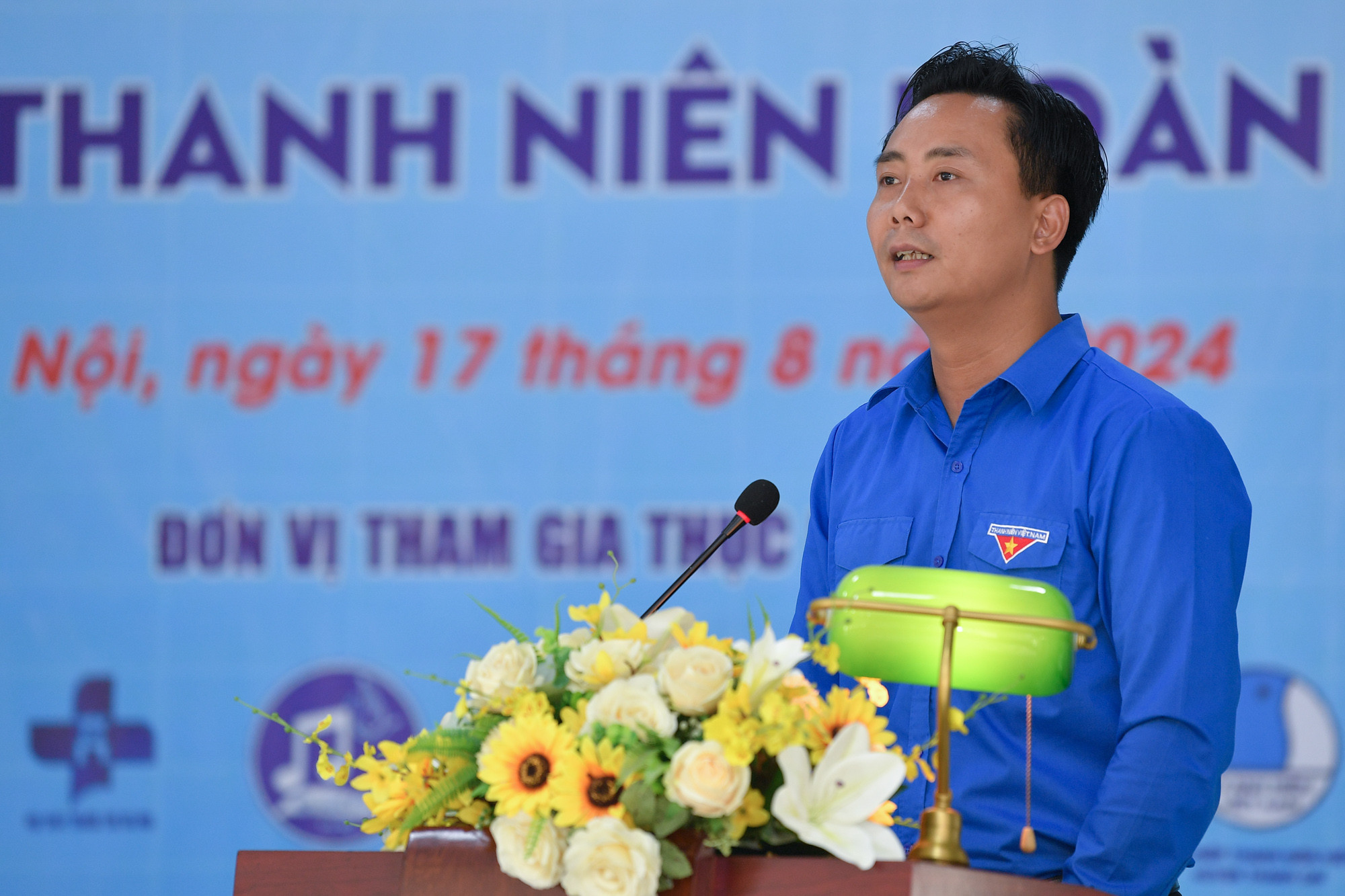 Phó Bí thư Thường trực Thành đoàn, Chủ tịch Hội Liên hiệp Thanh niên Việt Nam thành phố Hà Nội Nguyễn Đức Tiến phát biểu tại chương trình.