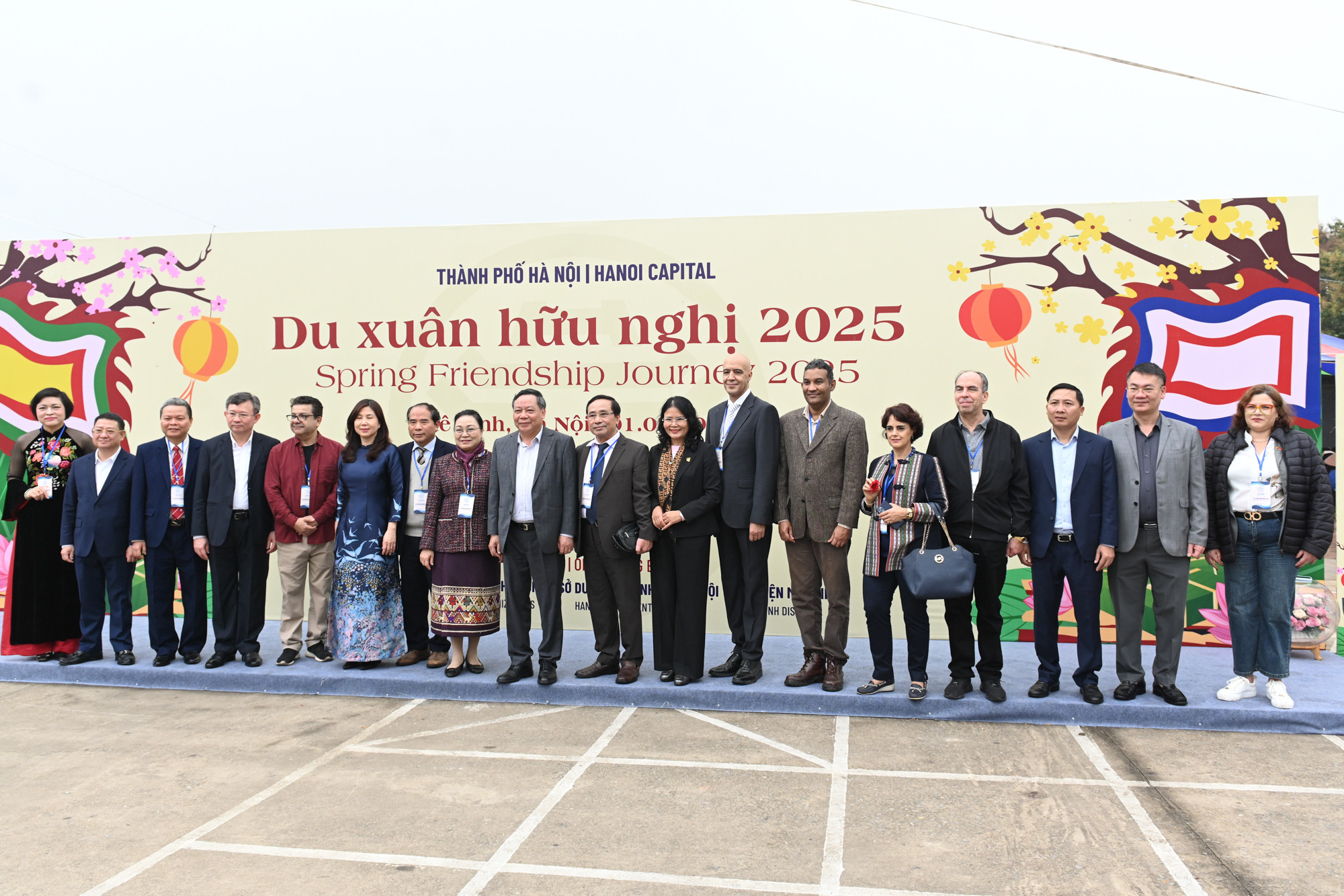 Các đại biểu tại sự kiện. Các đại biểu tại sự kiện.