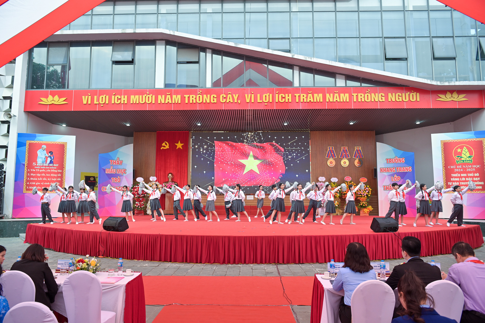 Ngay sau mô hình điểm, tất cả liên đội khối trung học cơ sở trên toàn thành phố sẽ triển khai tổ chức Đại hội “Cháu ngoan Bác Hồ” phù hợp, linh hoạt với điều kiện của từng địa phương, hướng tới chào mừng Đại hội “Cháu ngoan Bác Hồ” thành phố Hà Nội lần thứ 15, năm 2025.