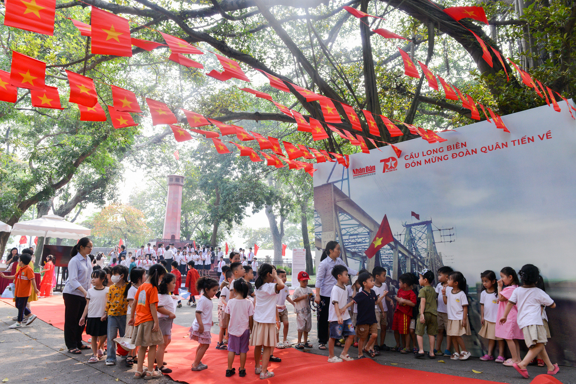 Triển lãm tương tác Cột cờ Hà Nội sẽ diễn ra đến hết ngày 13/10 tại Tòa soạn Báo Nhân Dân, số 71 Hàng Trống, quận Hoàn Kiếm, Hà Nội.