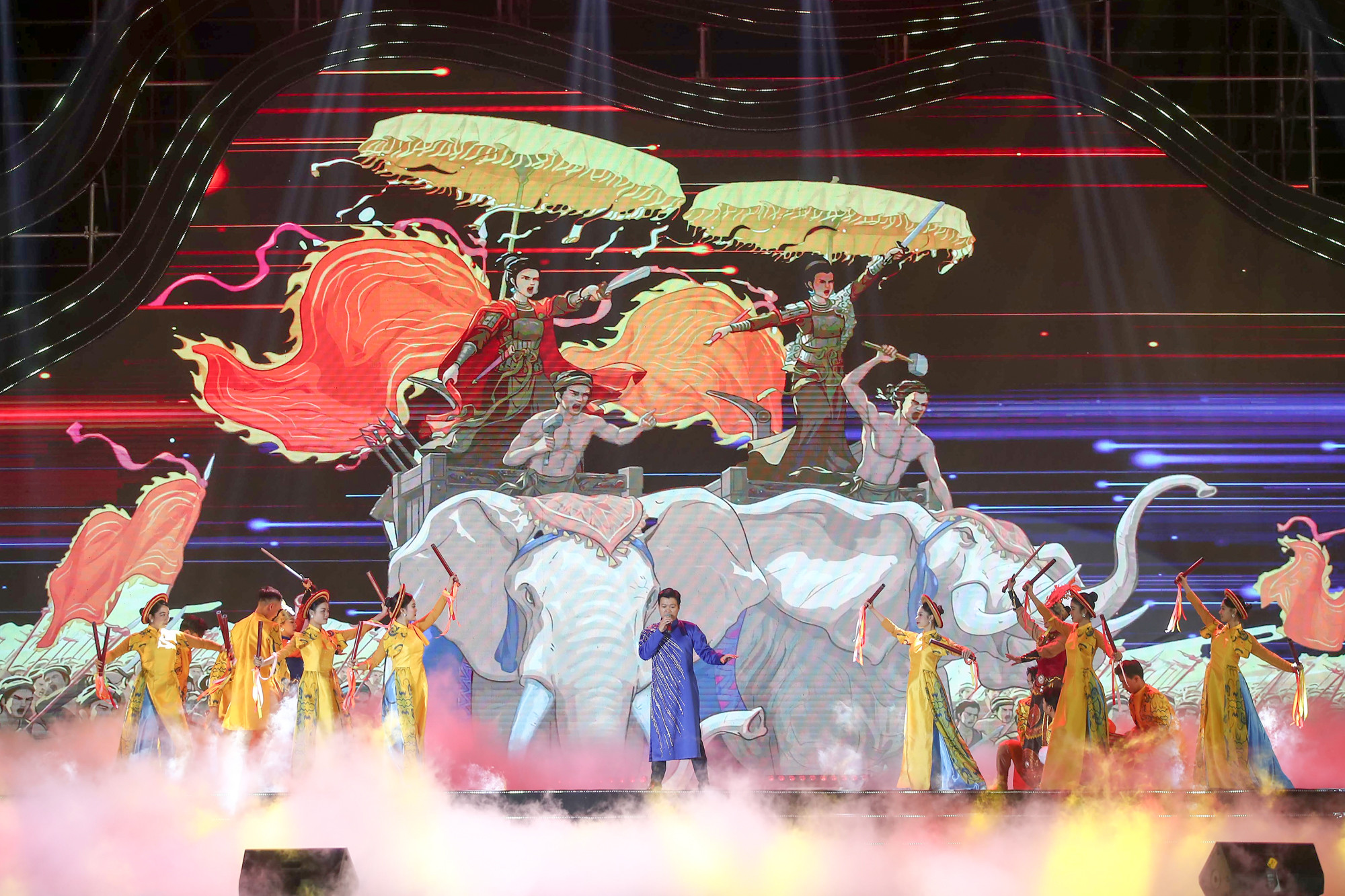 "Festival hoa Mê Linh không chỉ là sự kiện văn hóa đơn thuần mà còn là dịp để tôn vinh giá trị của làng nghề trồng hoa, góp phần quảng bá nét đẹp, tiềm năng du lịch, hướng tới xây dựng Festival hoa trở thành sự kiện thường niên, thương hiệu riêng của Mê Linh và du lịch Thủ đô". Bí thư Huyện ủy Mê Linh Nguyễn Thanh Liêm cho biết.