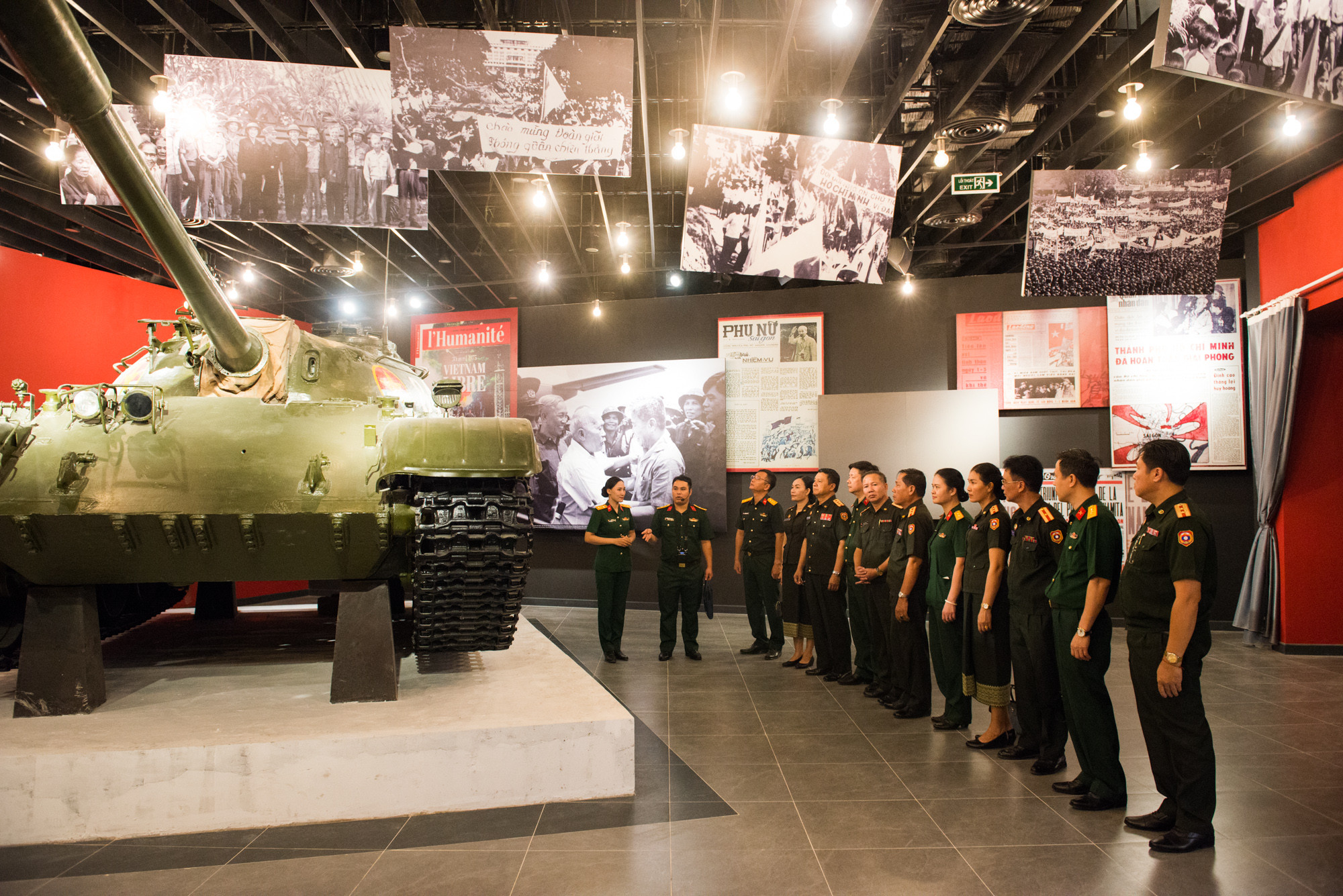 Chiếc xe tăng huyền thoại T-54B số hiệu 843, được Nhà nước công nhận là Bảo vật Quốc gia năm 2012.