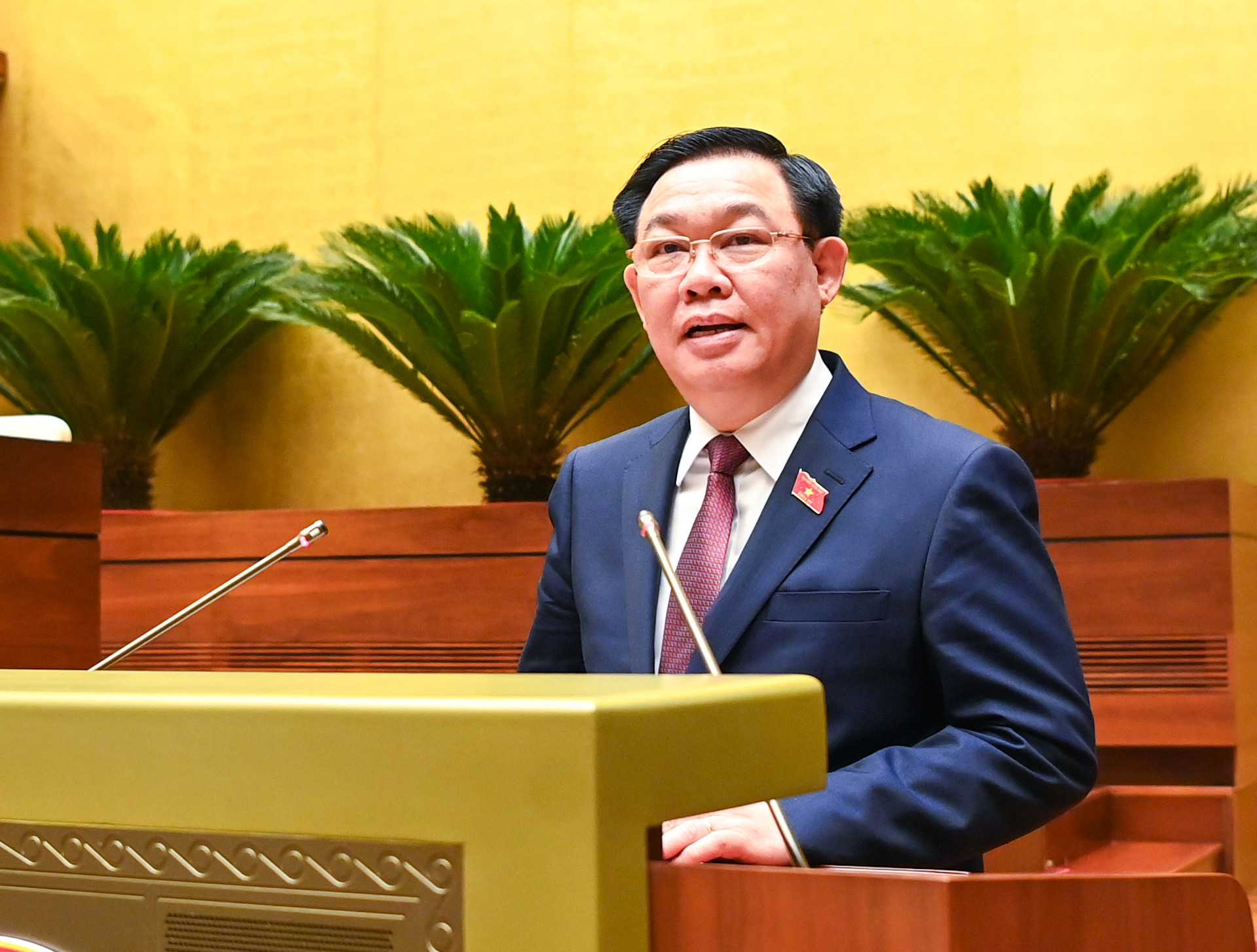 Chủ tịch Quốc hội Vương Đình Huệ phát biểu bế mạc Kỳ họp thứ 6, Quốc hội khóa XV. Chủ tịch Quốc hội Vương Đình Huệ phát biểu bế mạc Kỳ họp thứ 6, Quốc hội khóa XV.