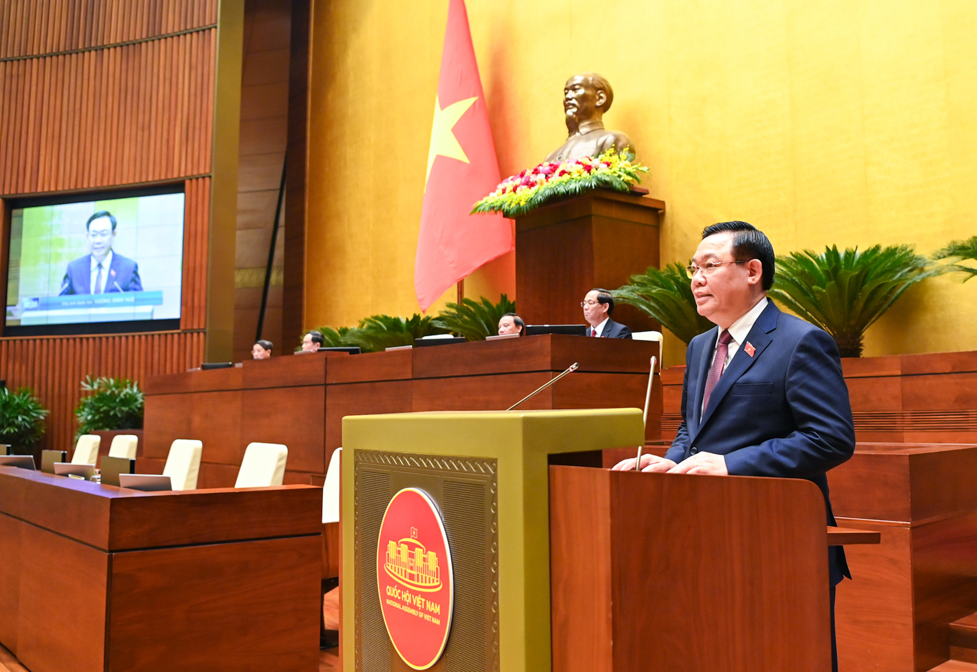 Chủ tịch Quốc hội Vương Đình Huệ khẳng định Kỳ họp thứ 6, Quốc hội khóa XV đã thành công tốt đẹp, đáp ứng ngày càng tốt hơn yêu cầu thực tiễn. Chủ tịch Quốc hội Vương Đình Huệ khẳng định Kỳ họp thứ 6, Quốc hội khóa XV đã thành công tốt đẹp, đáp ứng ngày càng tốt hơn yêu cầu thực tiễn.