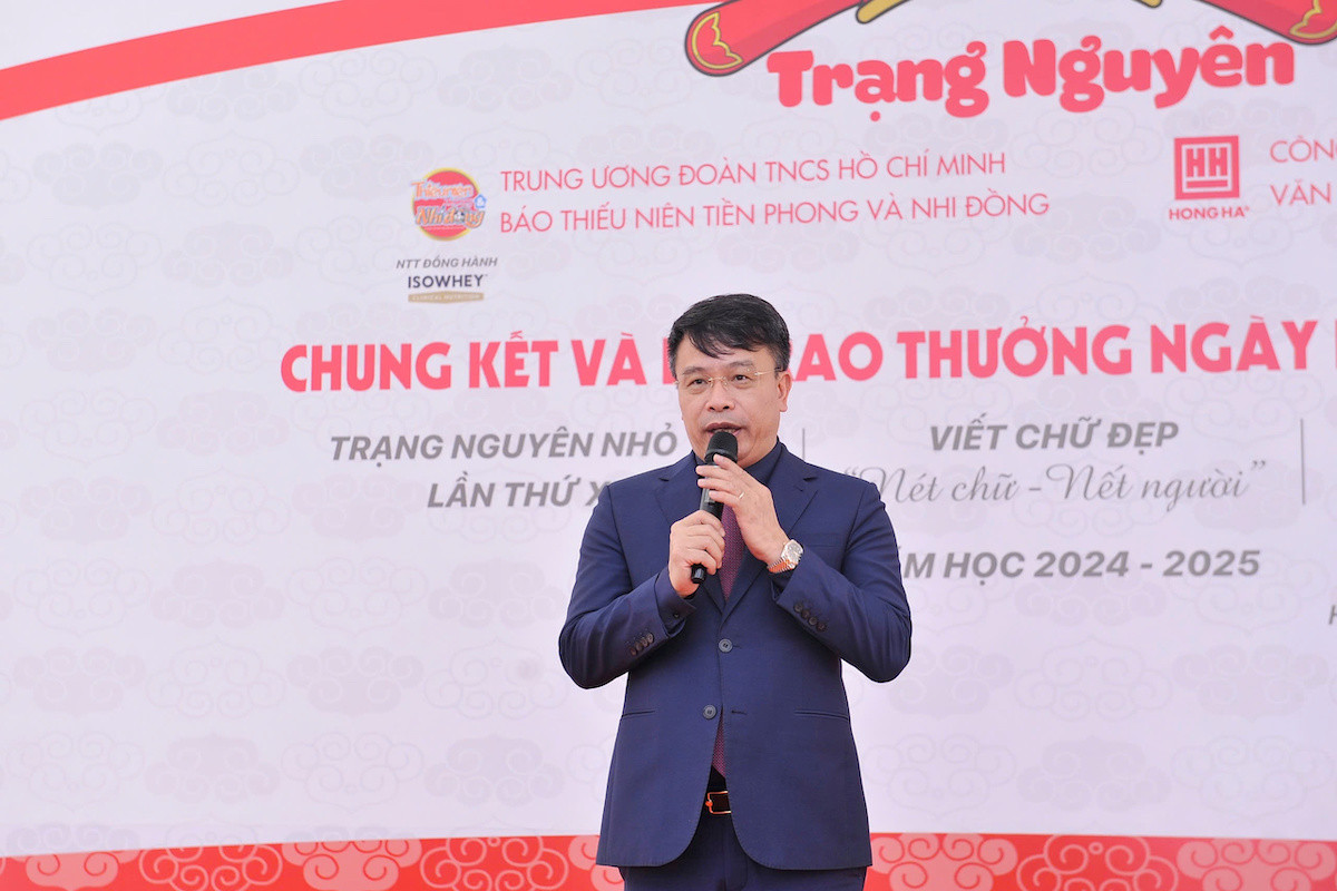 Tổng Biên tập Báo Thiếu niên Tiền phong và Nhi đồng Nguyễn Phan Khuê.