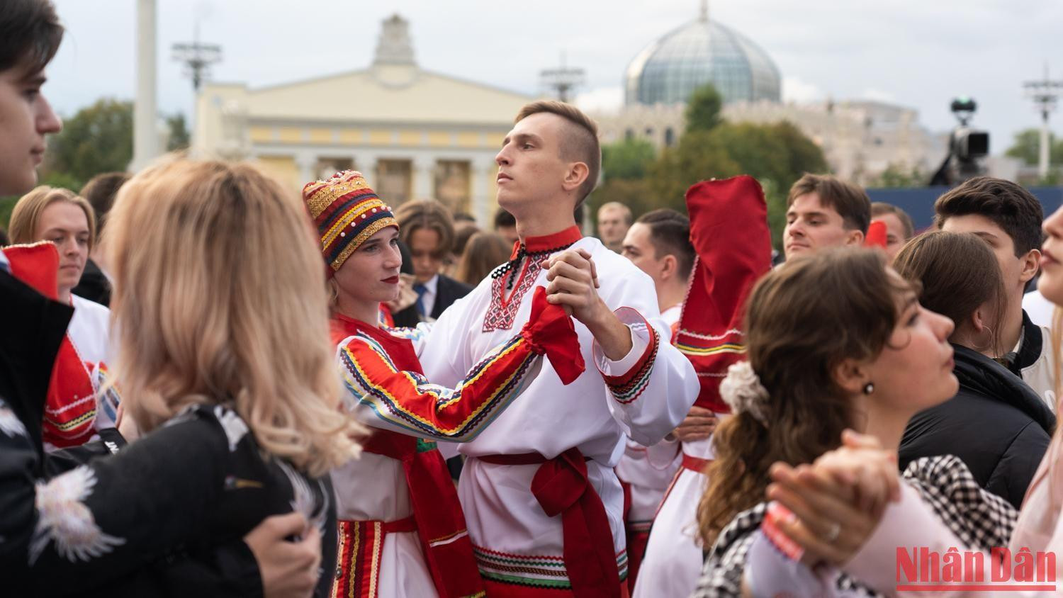 Sự kiện được đưa vào Sách kỷ lục Nga ở hạng mục “Điệu valse đông nhất thế giới”, với thời lượng 3 phút 30 giây. Sự kiện được đưa vào Sách kỷ lục Nga ở hạng mục “Điệu valse đông nhất thế giới”, với thời lượng 3 phút 30 giây.