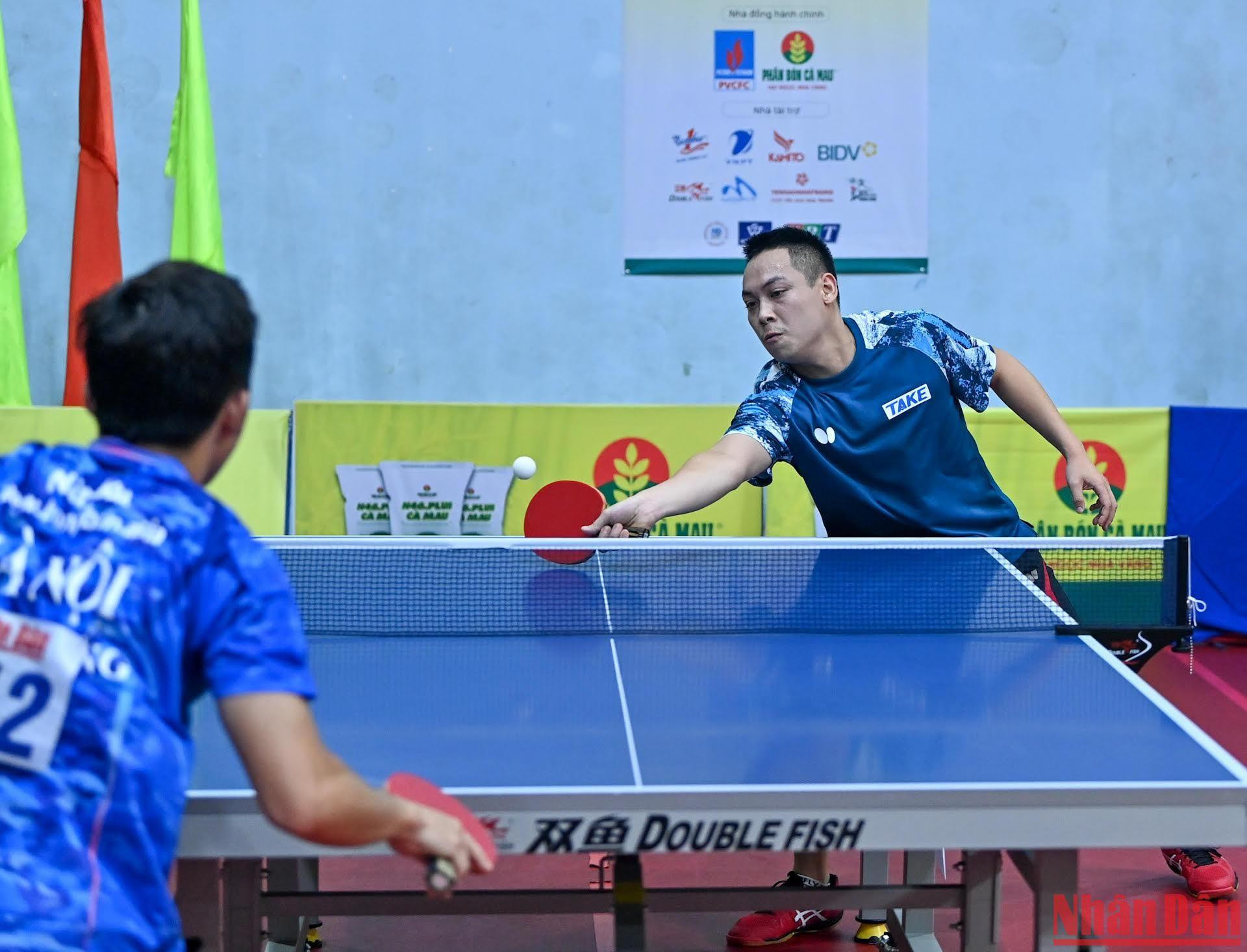 Sau khi san bằng tỷ số trong trận tứ kết, hai tay vợt bước vào séc thi đấu thứ bảy quyết định.