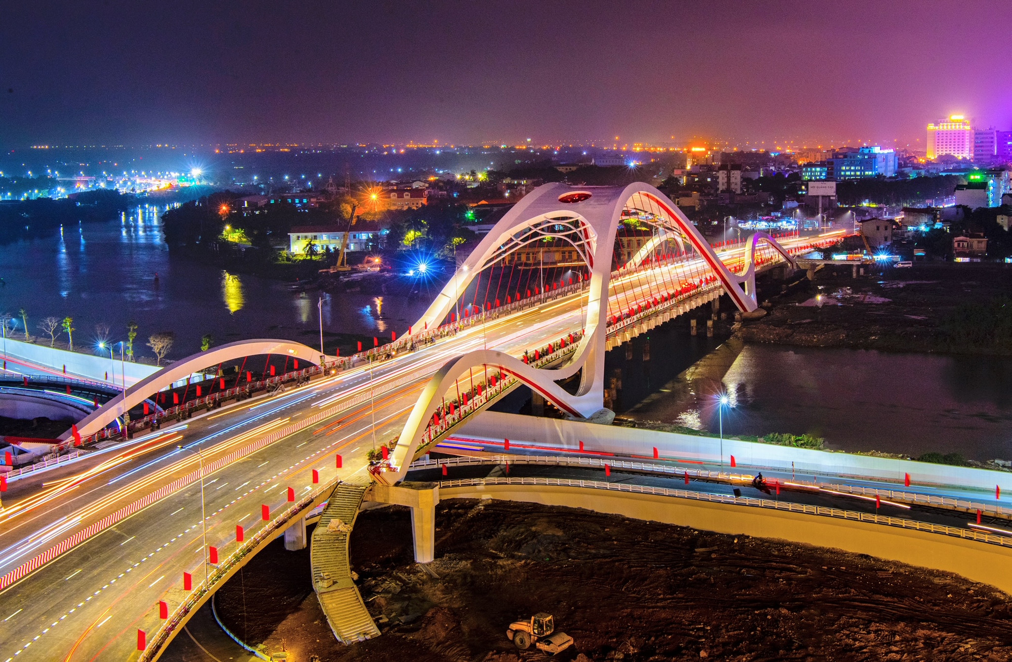 Cầu Rào (Hải Phòng) đã được xây dựng mới rộng mở và hiện đại hơn.