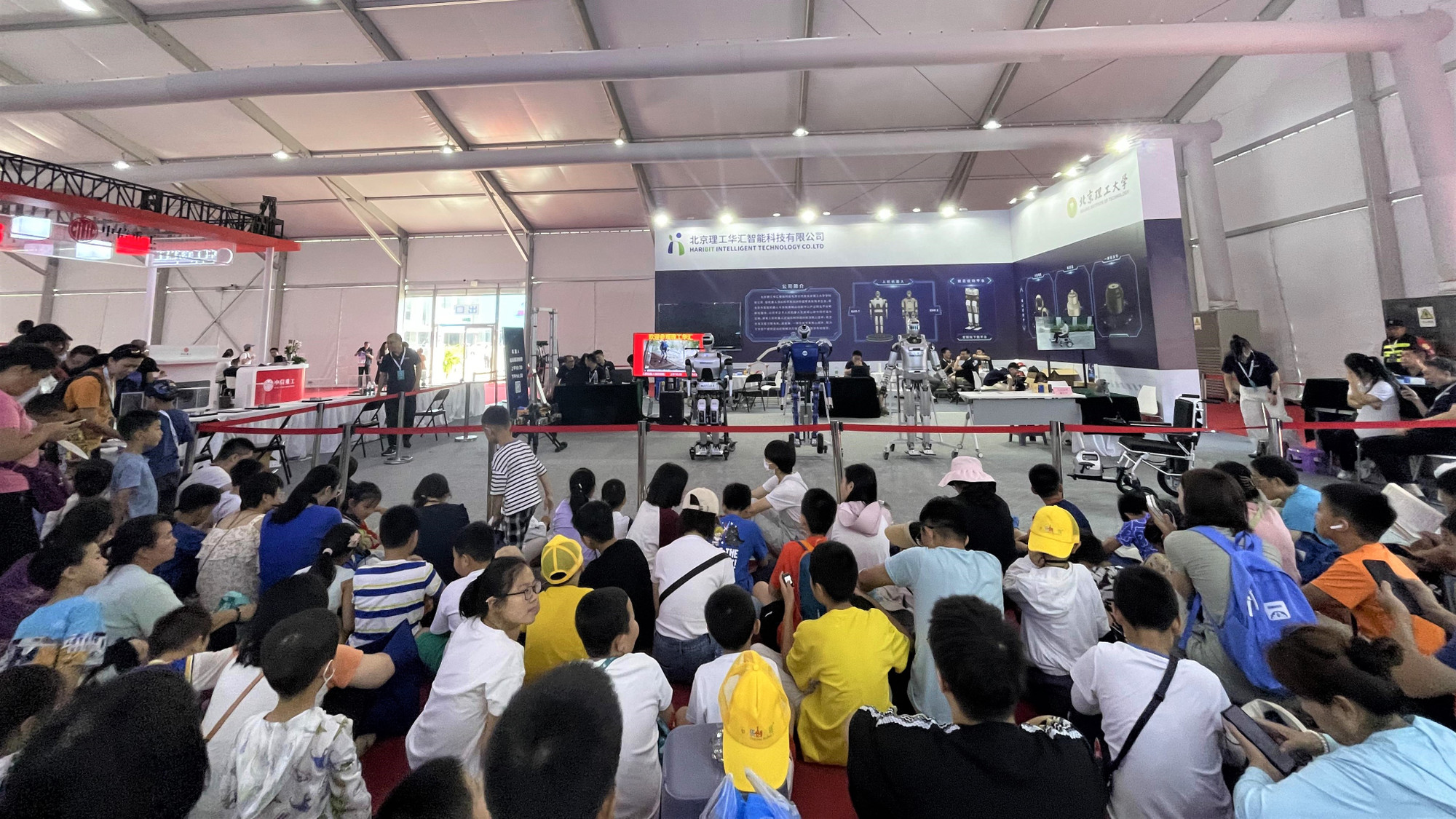 (Ảnh: HỮU HƯNG)