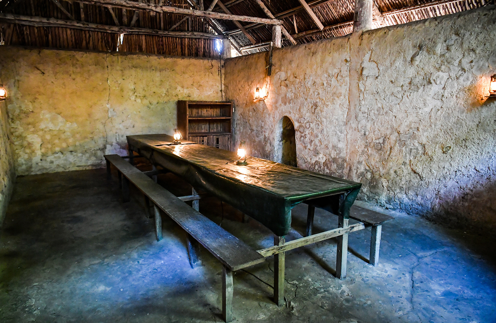 Còn có rất nhiều hình ảnh về cuộc sống một thời trong lòng địa đạo Củ Chi. Còn có rất nhiều hình ảnh về cuộc sống một thời trong lòng địa đạo Củ Chi.