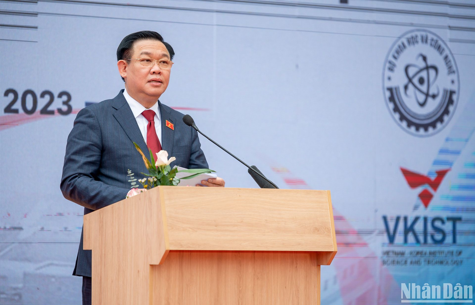 Chủ tịch Quốc hội Vương Đình Huệ phát biểu tại lễ khánh thành.