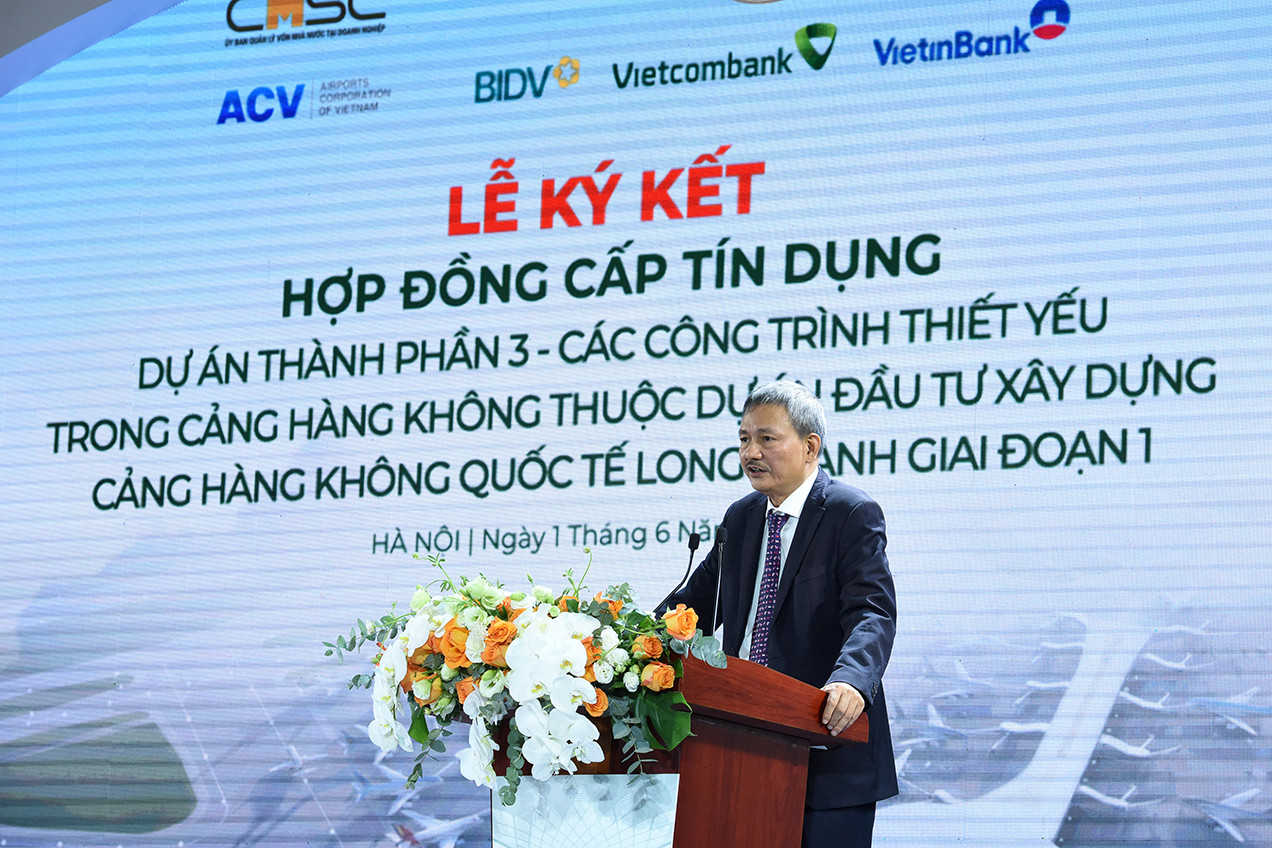 Chủ tịch Tổng Công ty Cảng hàng không Việt Nam (ACV) Lại Xuân Thanh phát biểu.