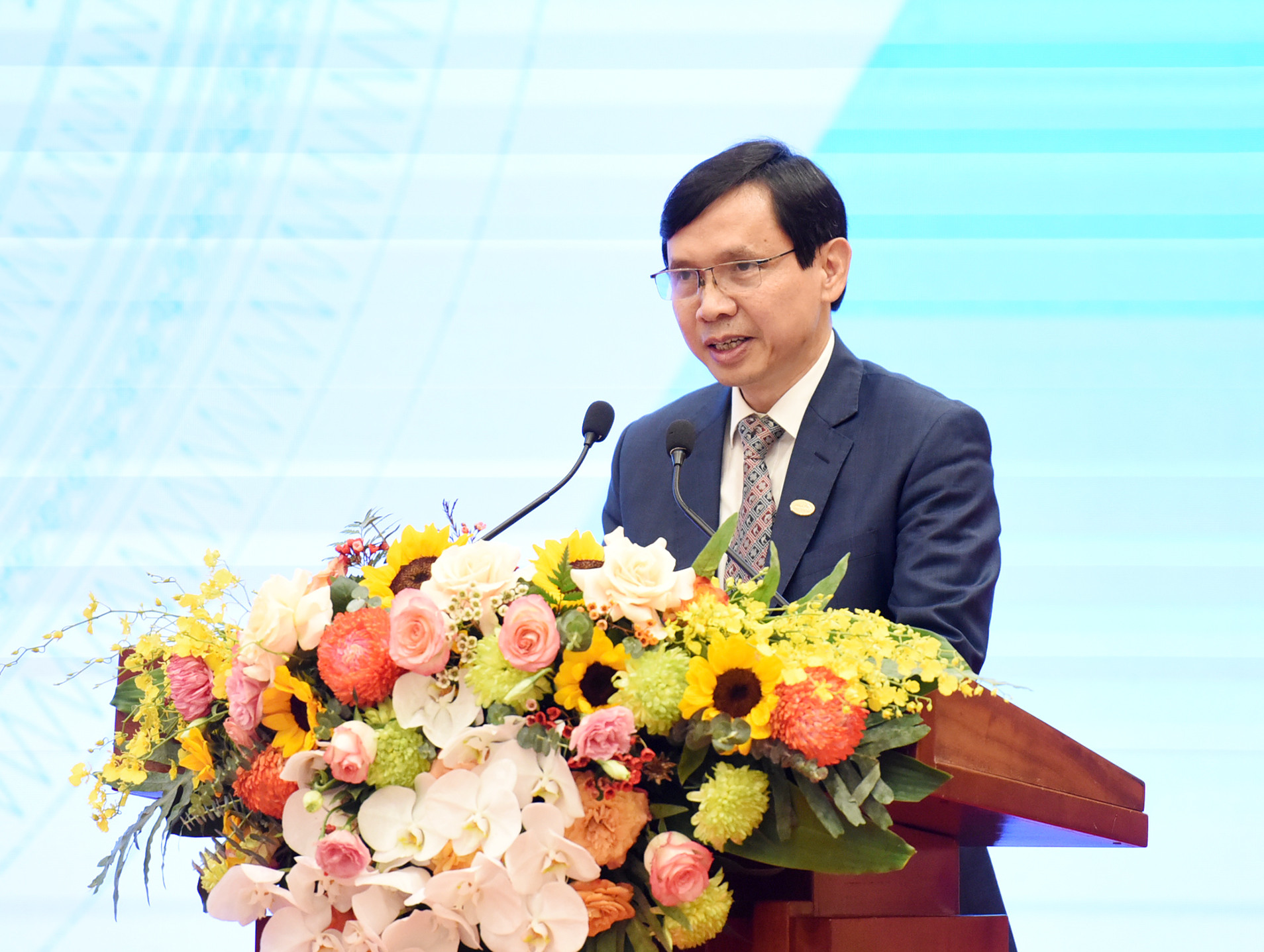 Chủ tịch Hội đồng quản trị Công ty cổ phần vận tải đường sắt Hà Nội Đỗ Văn Hoan phát biểu.