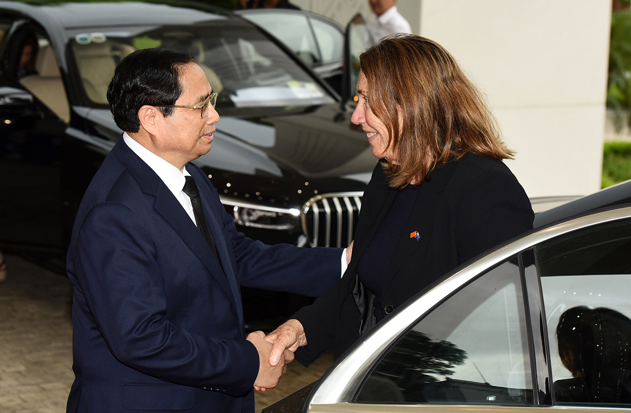 Thủ tướng Phạm Minh Chính đón Chủ tịch Thượng viện Australia Sue Lines.