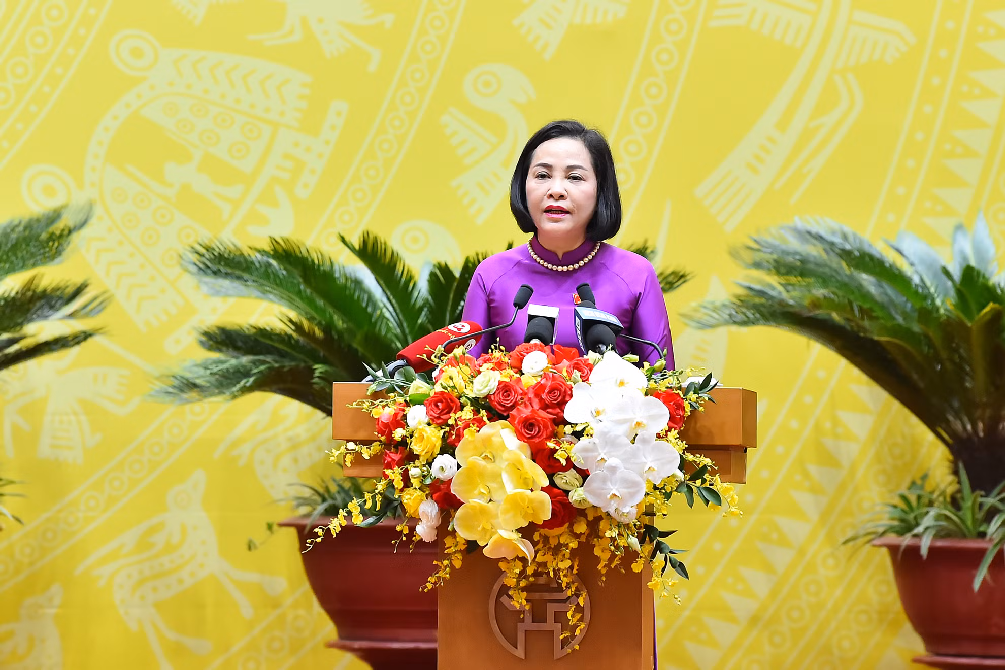 Phó Chủ tịch Quốc hội Nguyễn Thị Thanh phát biểu chỉ đạo tại phiên khai mạc Kỳ họp thứ 17, Hội đồng nhân dân thành phố Hà Nội khóa XVI, nhiệm kỳ 2021-2026.