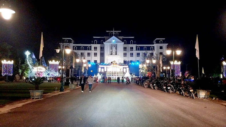 Đây là giáo xứ có gần 400 năm hình thành và phát triển.