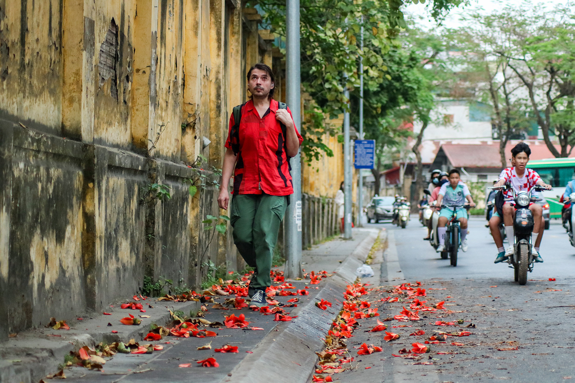 [Ảnh] Rực rỡ hoa gạo tháng 3 ảnh 6