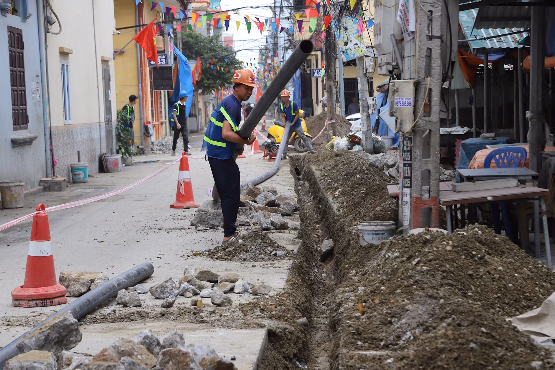 Khu dân cư cuối cùng của xã Hòa Bình,huyện Thường Tín được lắp đặt hệ thống nước sạch.