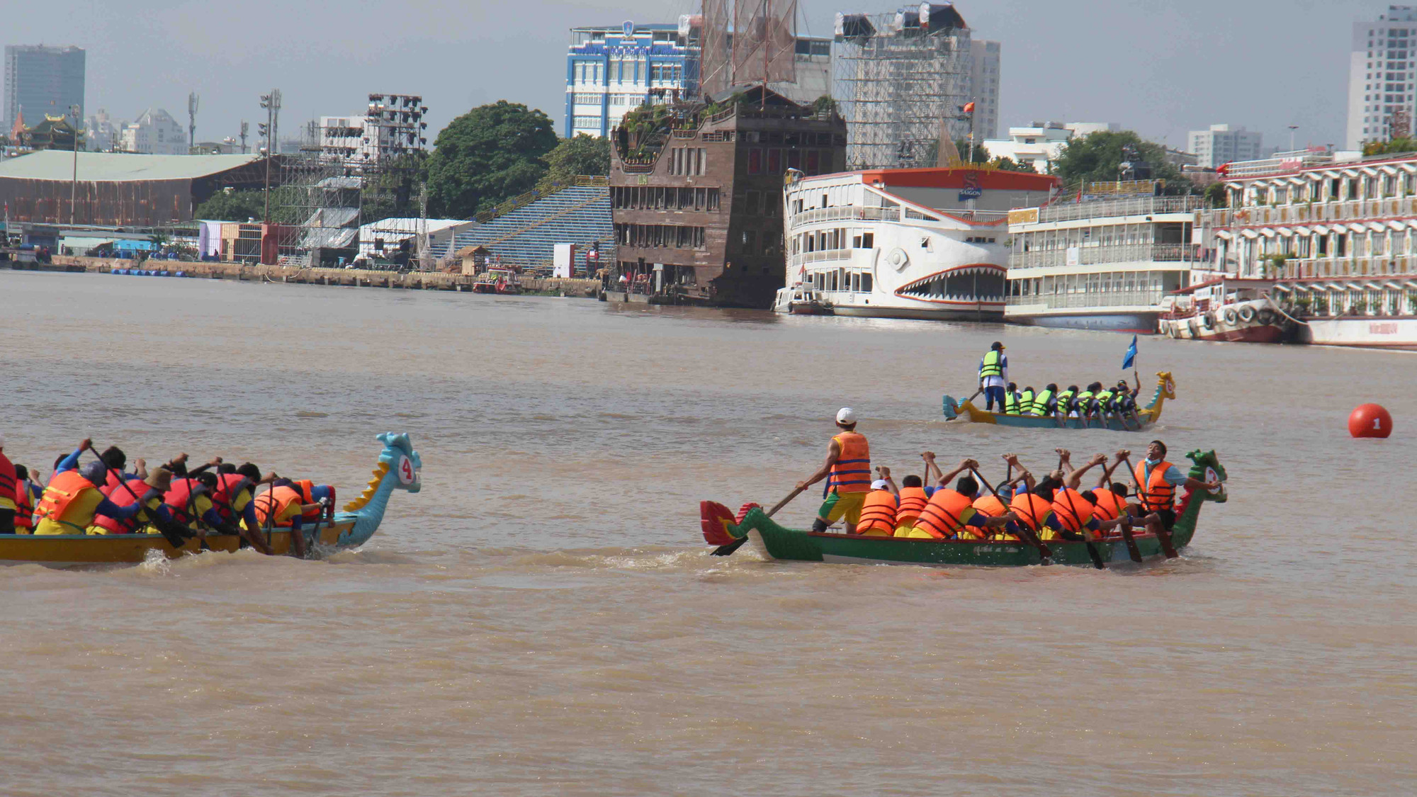 Các đội tranh tài với 6 nội dung thi đấu và được chia làm hai hạng A và B.