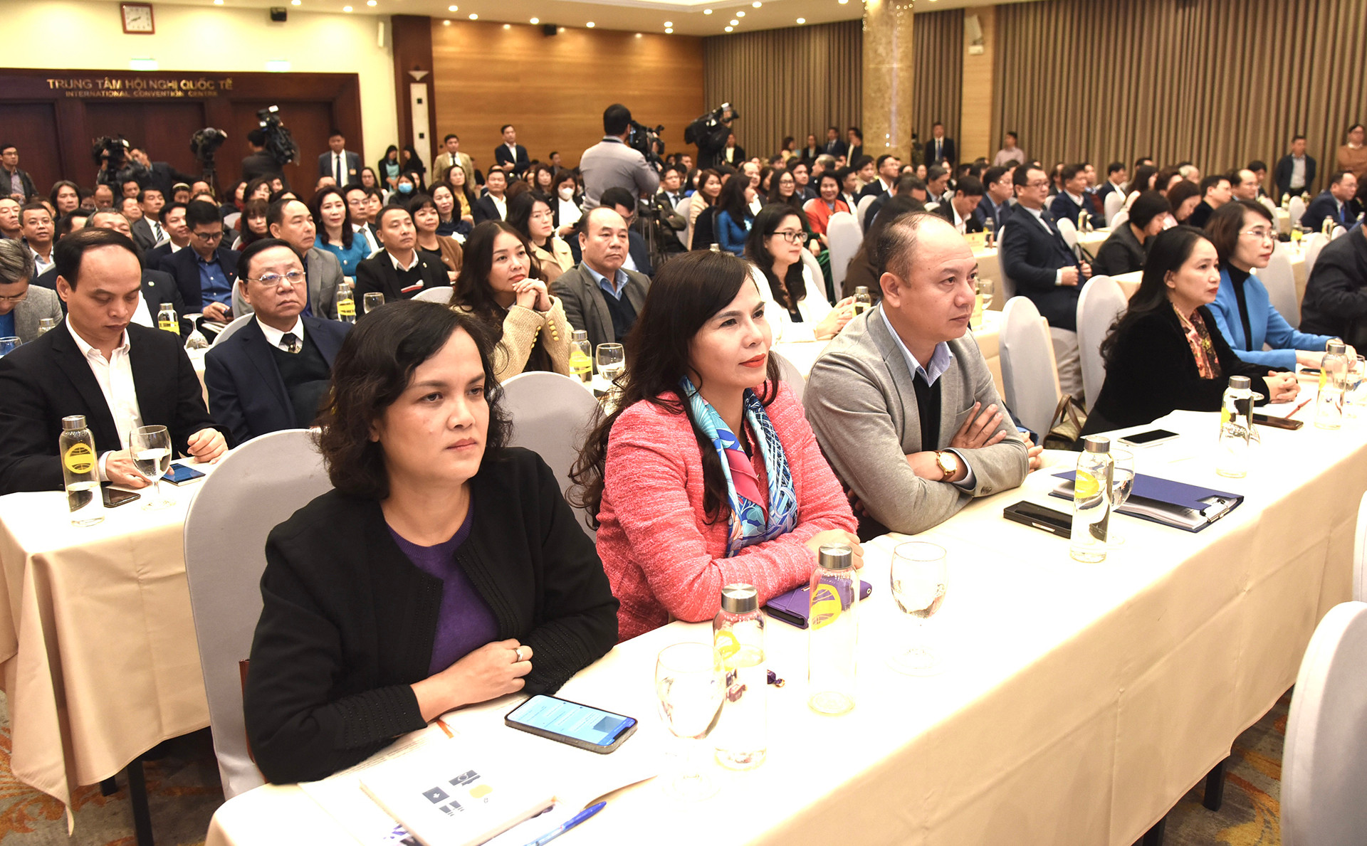 Đại diện lãnh đạo các đơn vị của Bộ Văn hóa, Thể thao và Du lịch tham dự hội nghị.