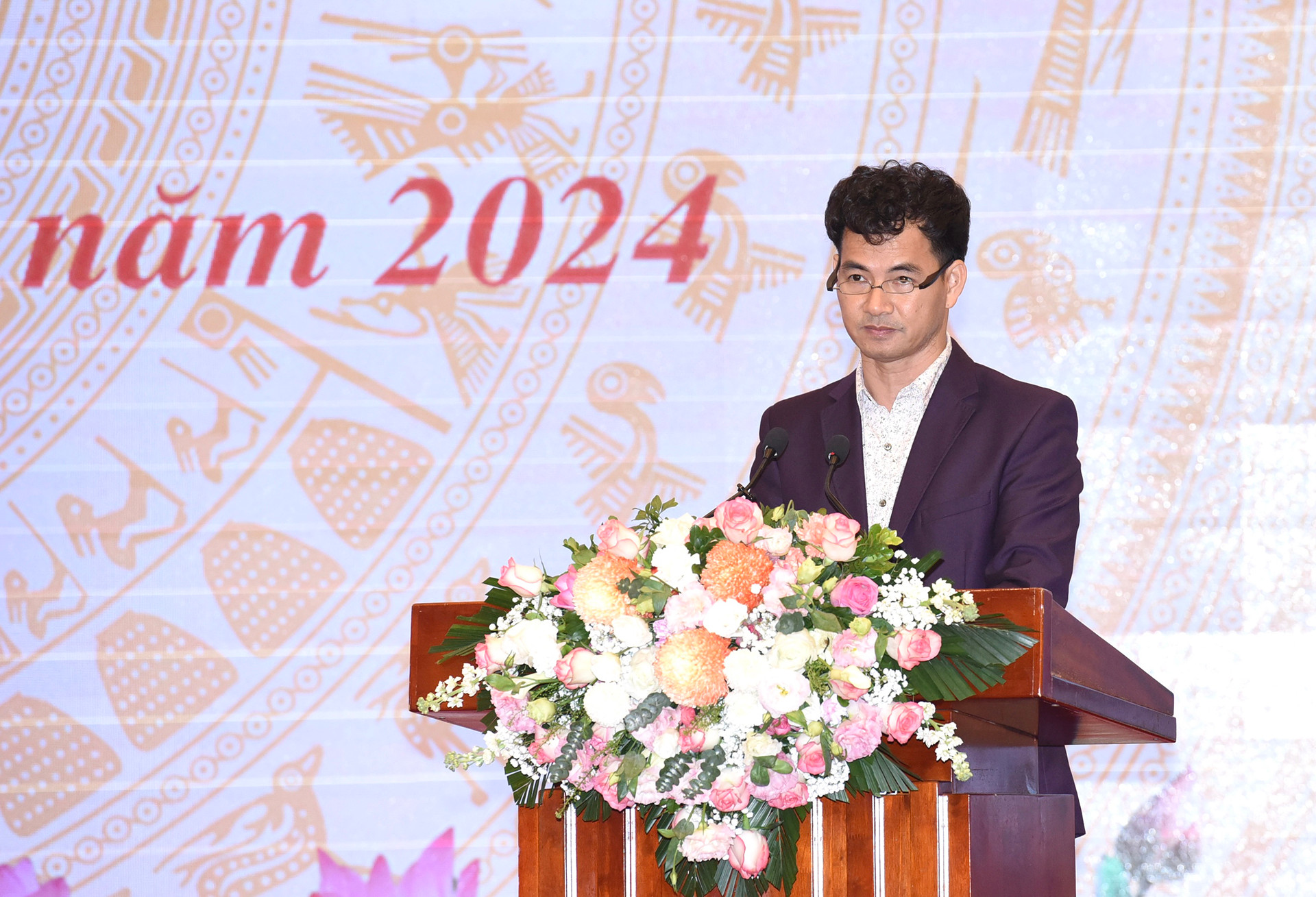 Giám đốc Nhà hát Kịch Việt Nam Nguyễn Xuân Bắc phát biểu.