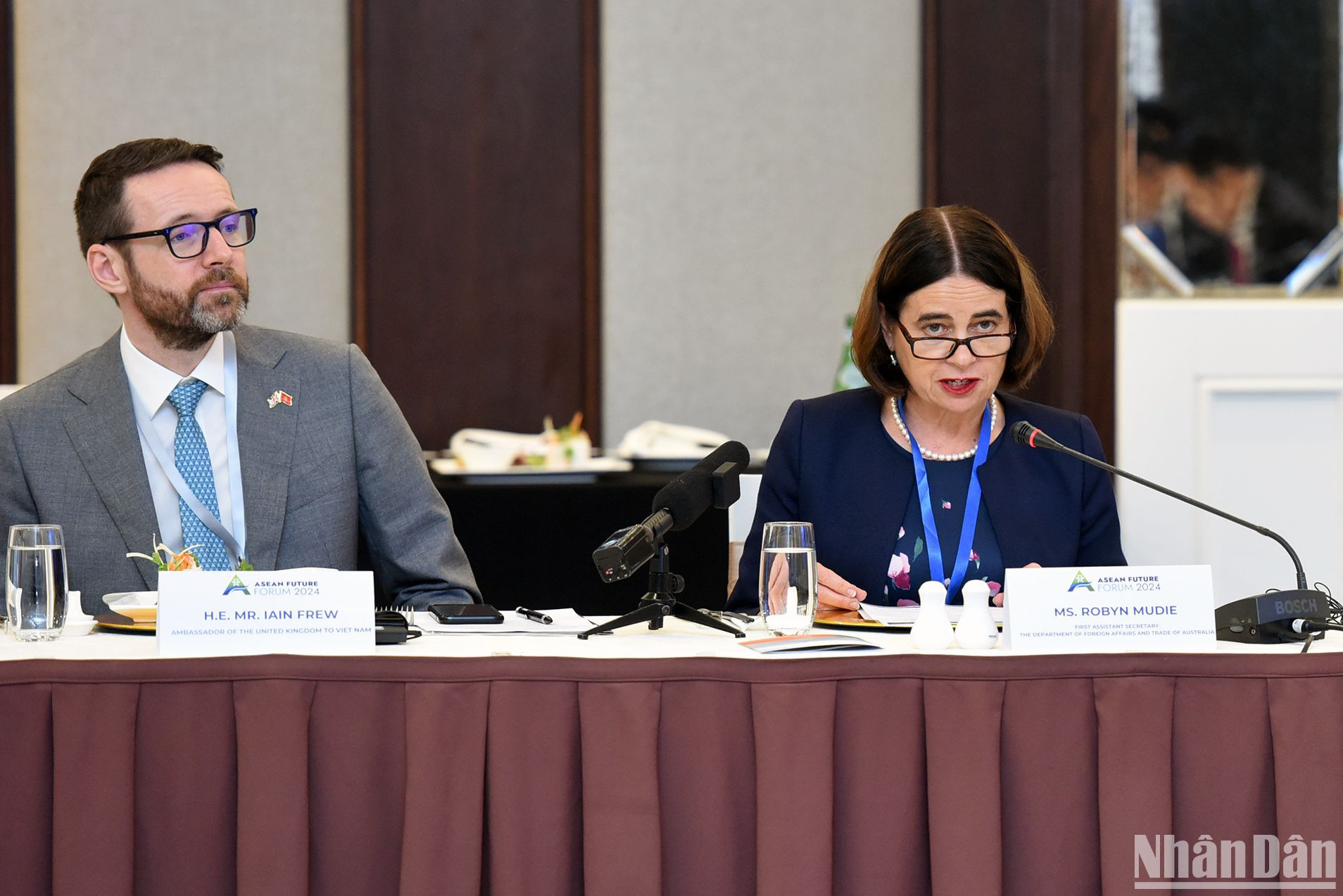 Bà Robyn Mudie, Trợ lý thứ nhất Ngoại trưởng Australia phát biểu.