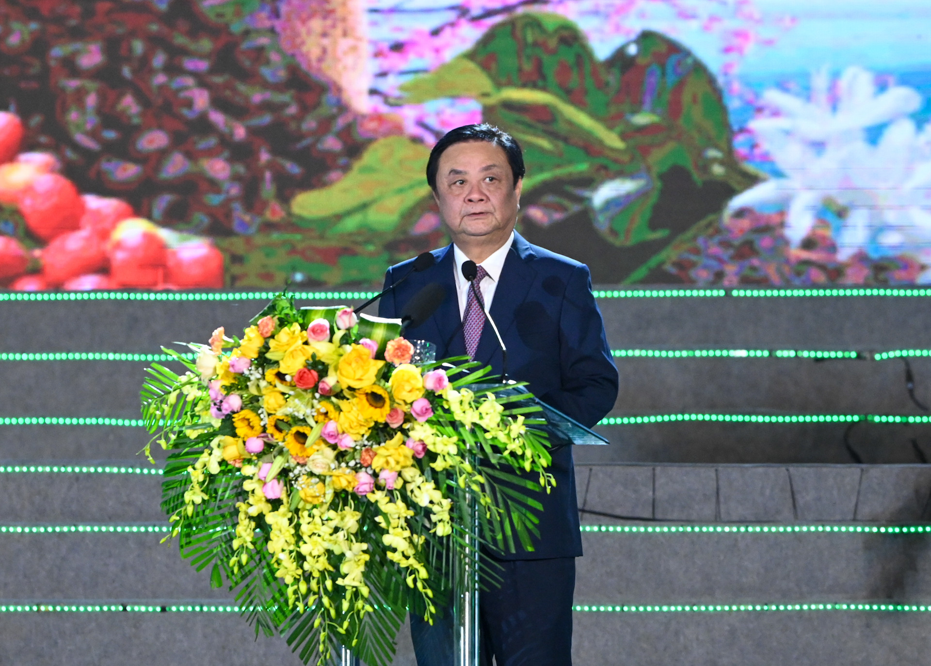 Bộ trưởng Nông nghiệp và Phát triển nông thôn Lê Minh Hoan phát biểu tại lễ khai mạc.