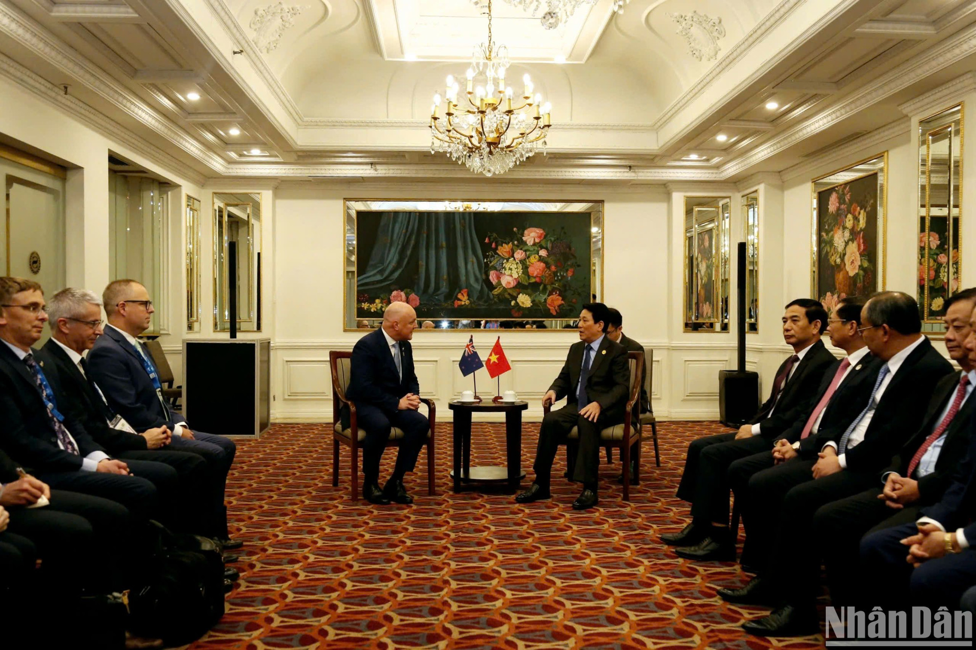 Toàn cảnh cuộc gặp.