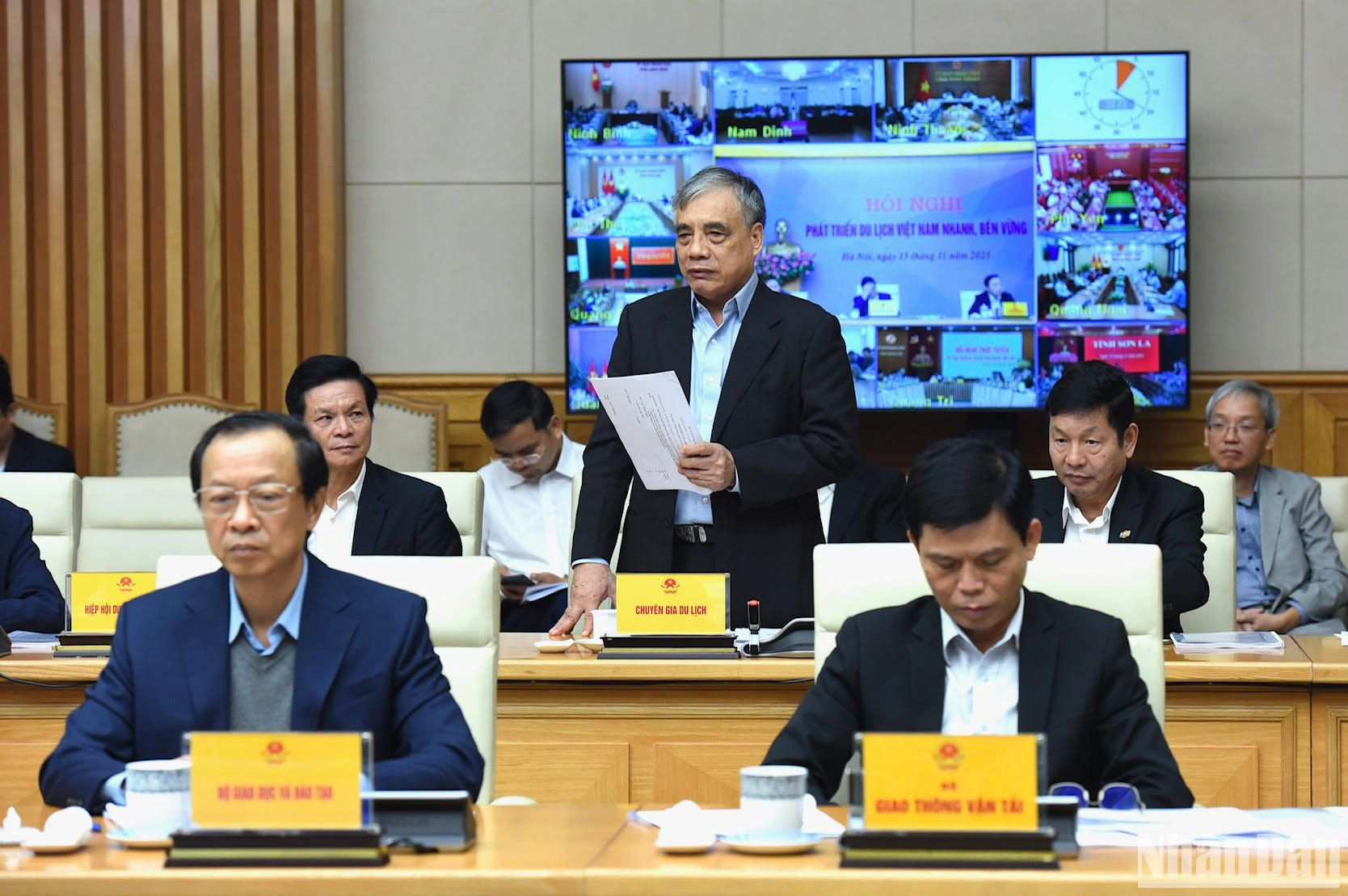 PGS.TS Trần Đình Thiên: mở cửa đất nước đang rất tốt, chúng ta phải làm sao cho du lịch tương xứng.