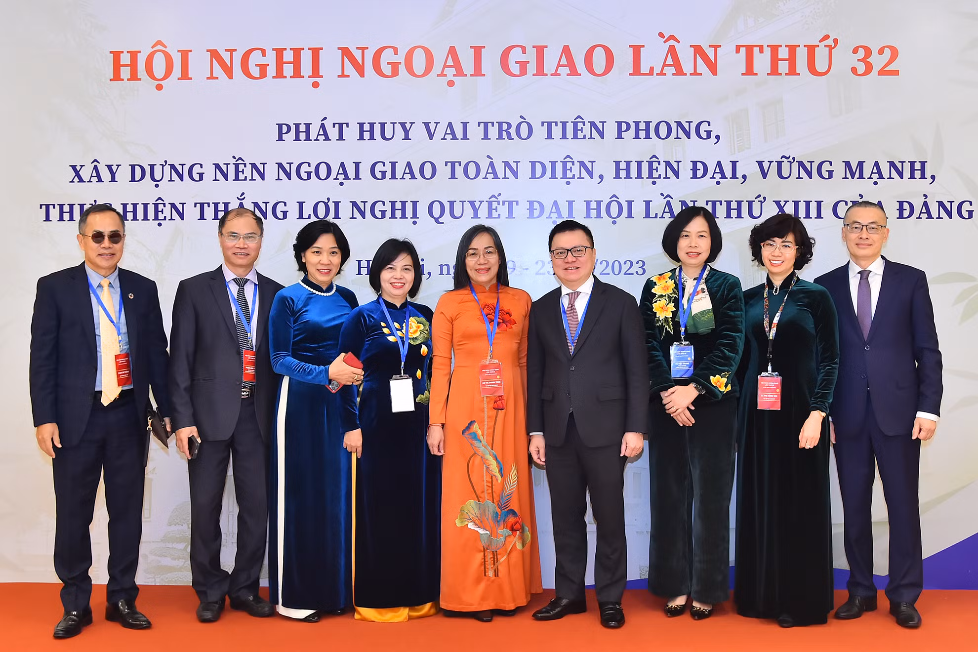 Các đại biểu tới dự phiên khai mạc Hội nghị Ngoại giao lần thứ 32.